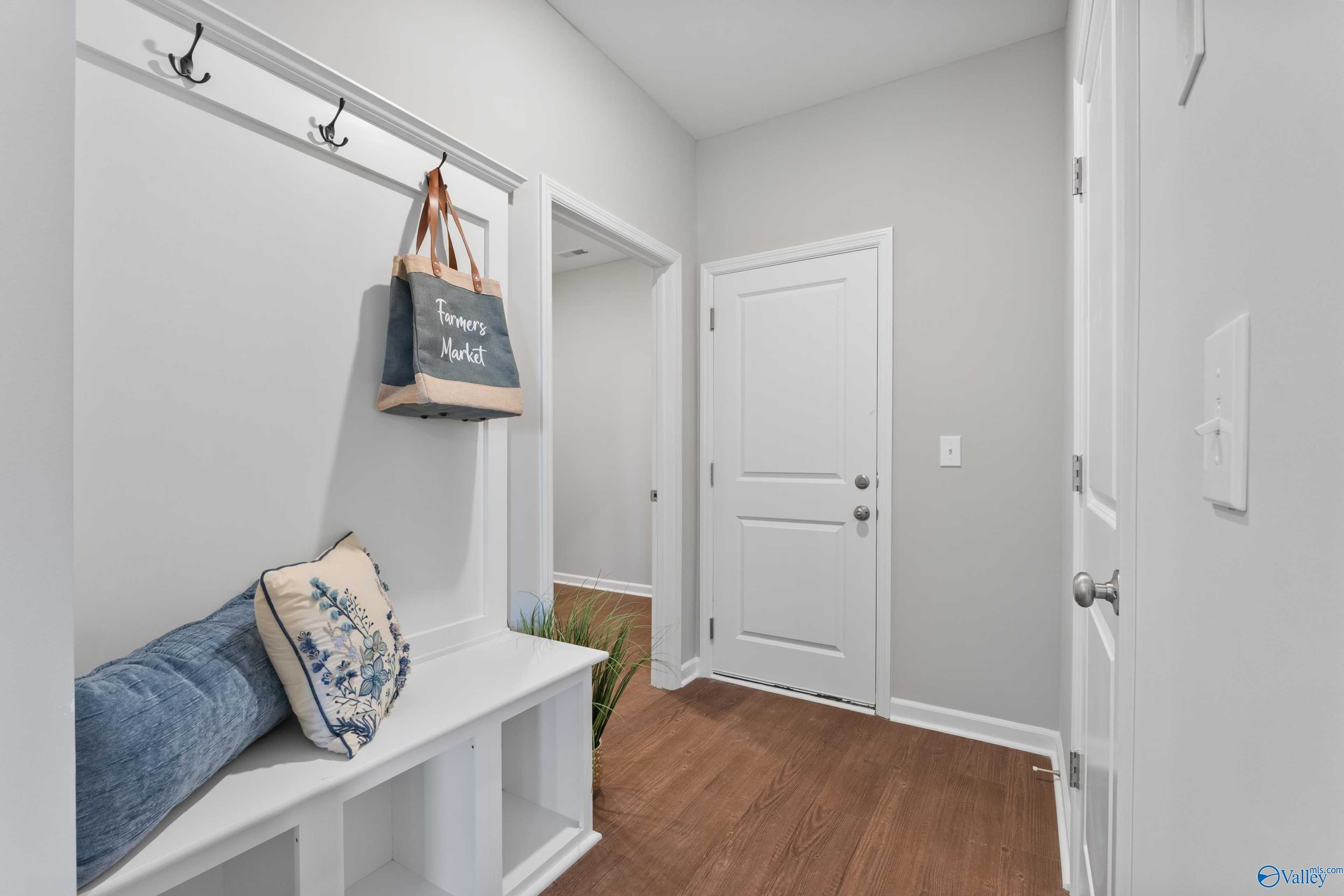 Image 14 of Davidson Homes' New Home at 301 Merrydale Dr