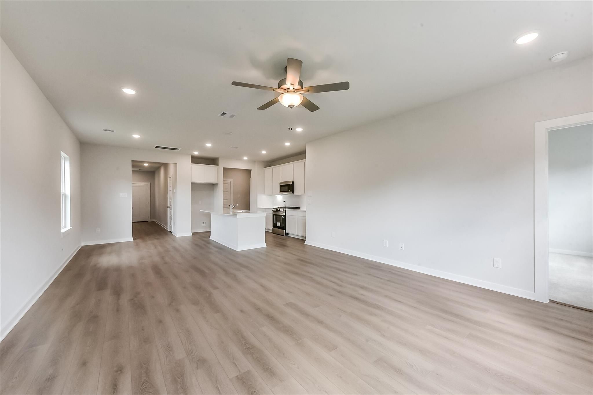 Image 3 of Davidson Homes' New Home at 1982 Brookpointe Lane