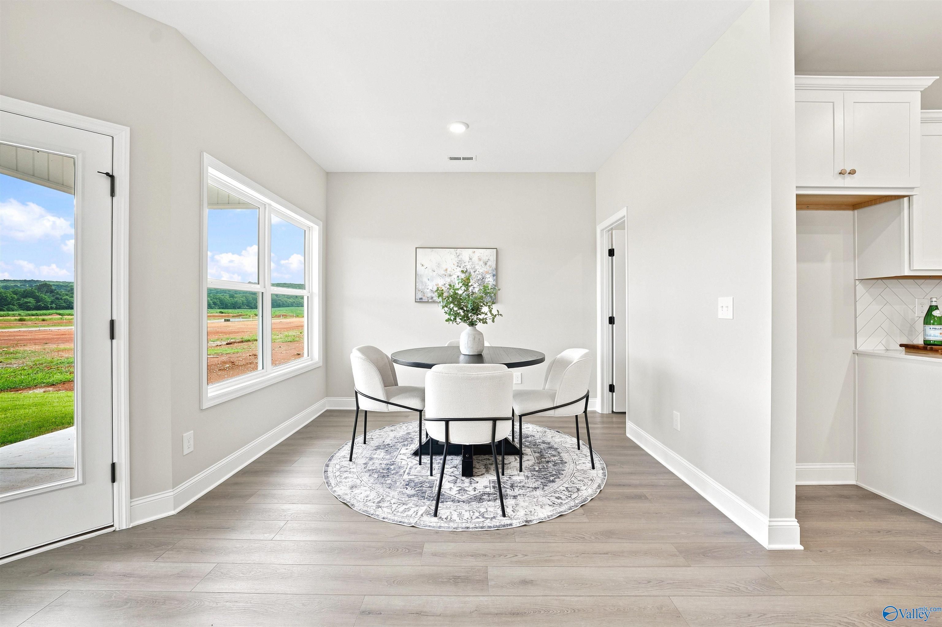 Image 12 of Davidson Homes' New Home at 121 Berry Cove Avenue