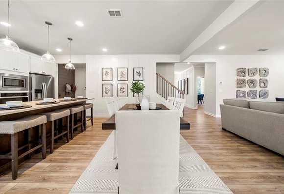 Image 6 of Davidson Homes' New Home at 165 Riverwood Drive