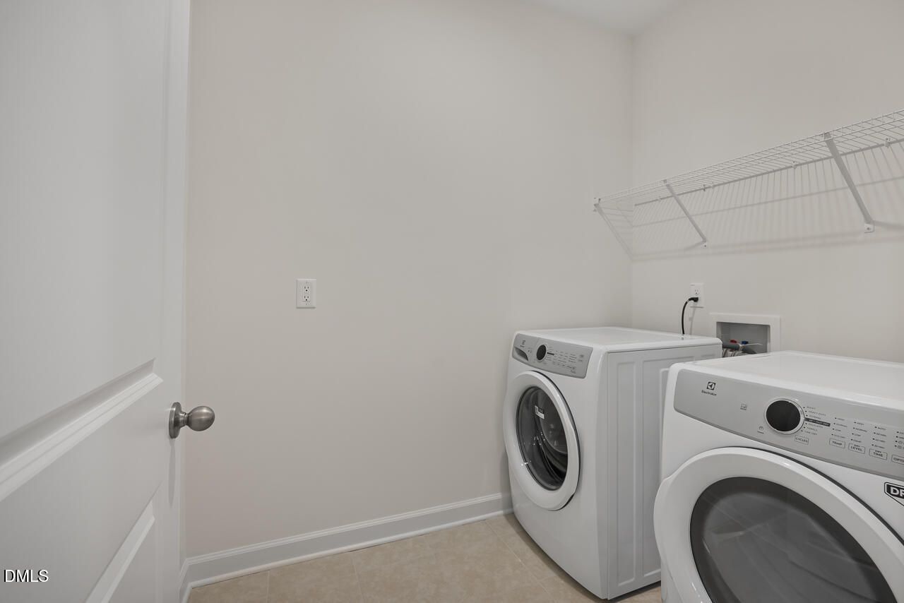 Image 18 of Davidson Homes' New Home at 824 Diana Victoria Court