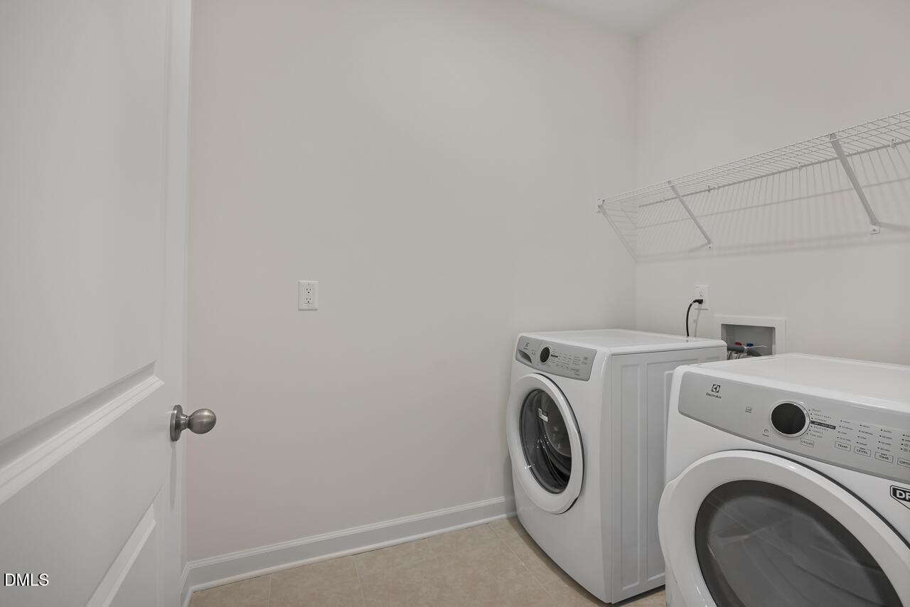 Image 18 of Davidson Homes' New Home at 824 Diana Victoria Court