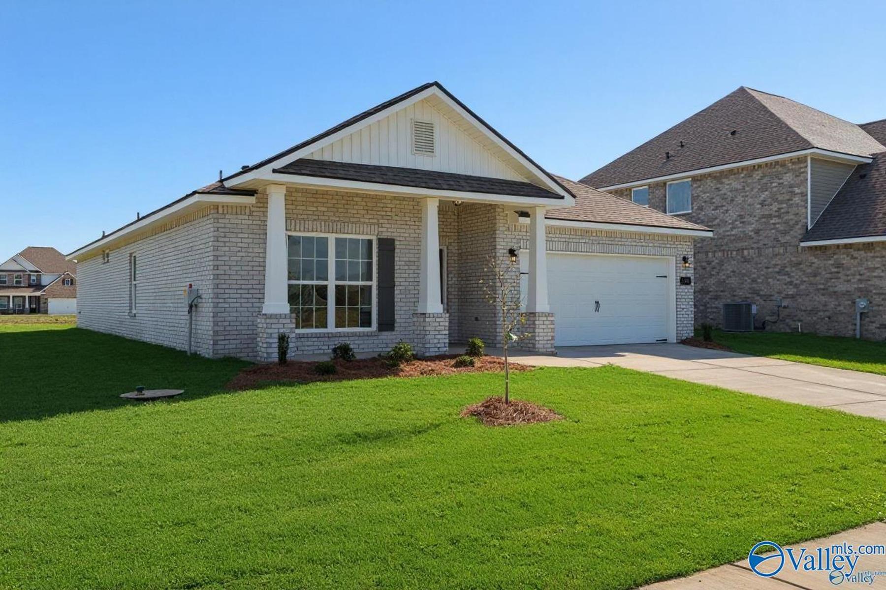 Image 1 of Davidson Homes' New Home at 196 Beaver Brook Place