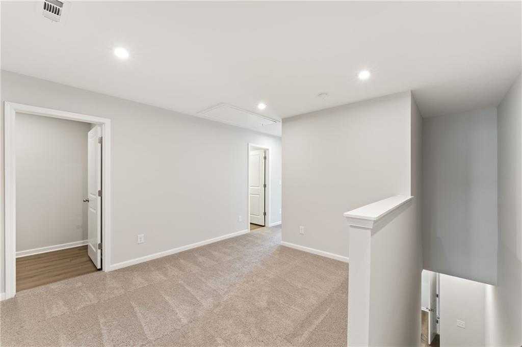 Image 12 of Davidson Homes' New Home at 489 Crown Drive