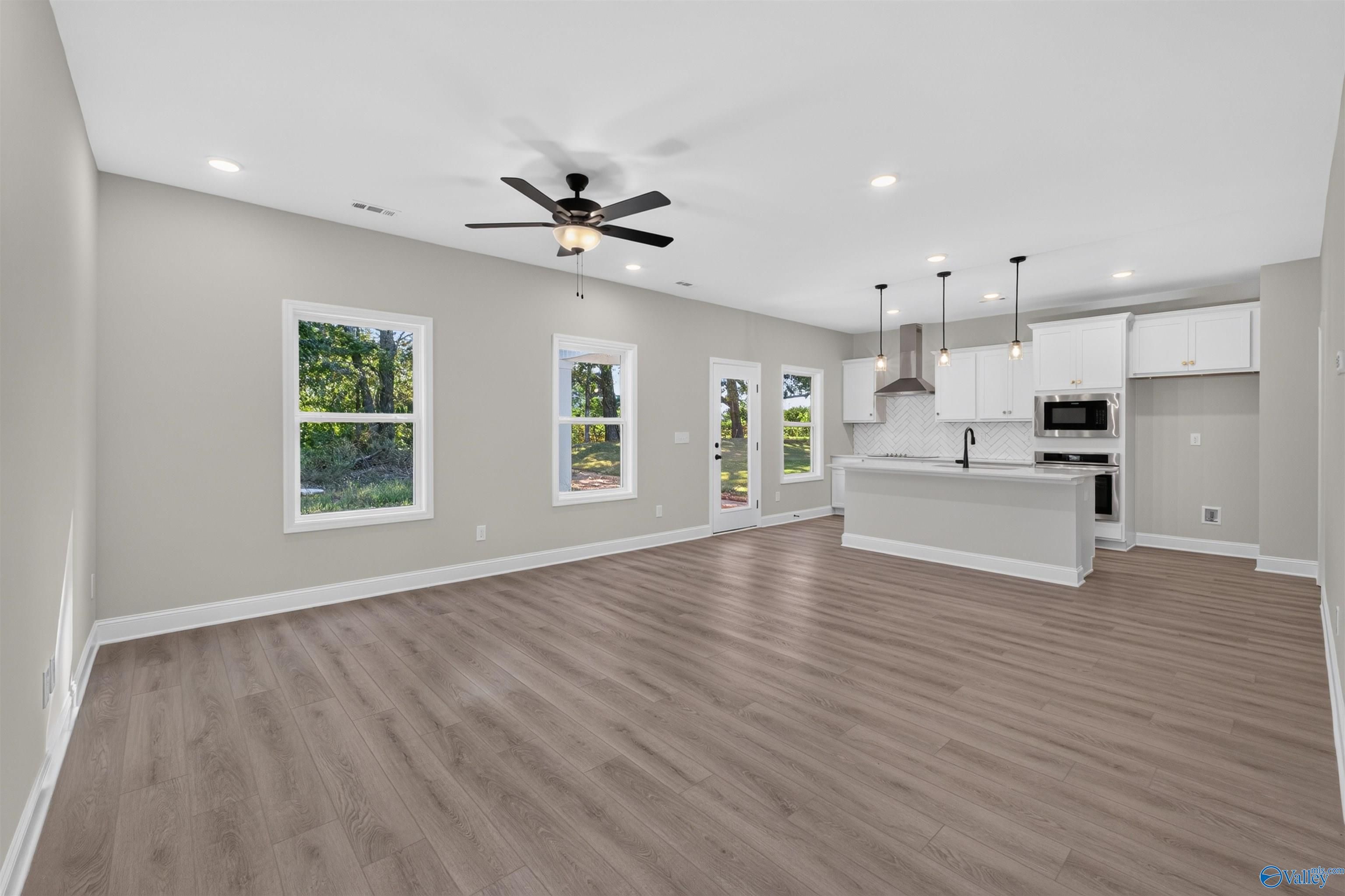 Image 5 of Davidson Homes' New Home at 38 Aurora Circle