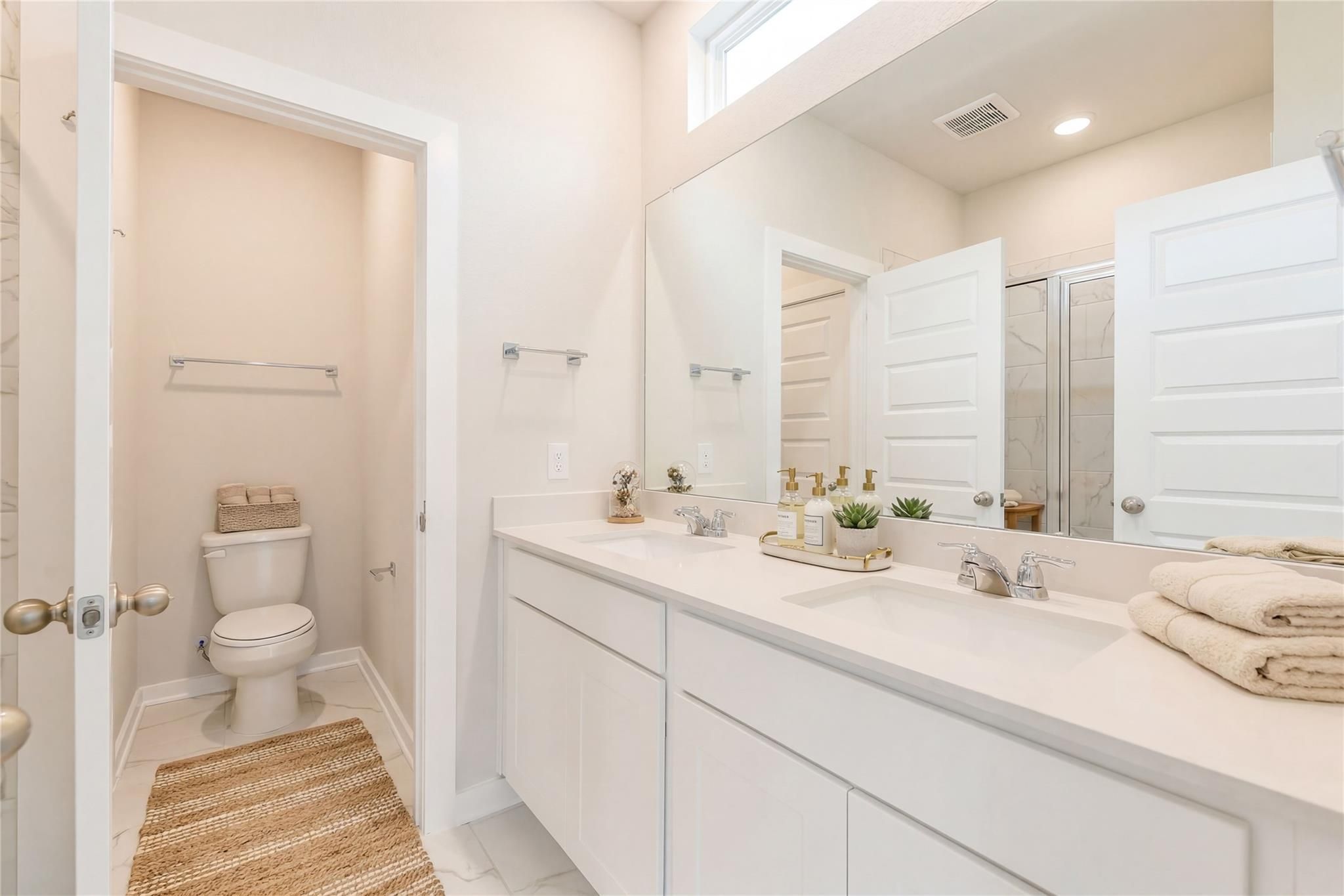 Image 5 of Davidson Homes' New Home at 18640 Barichello Drive