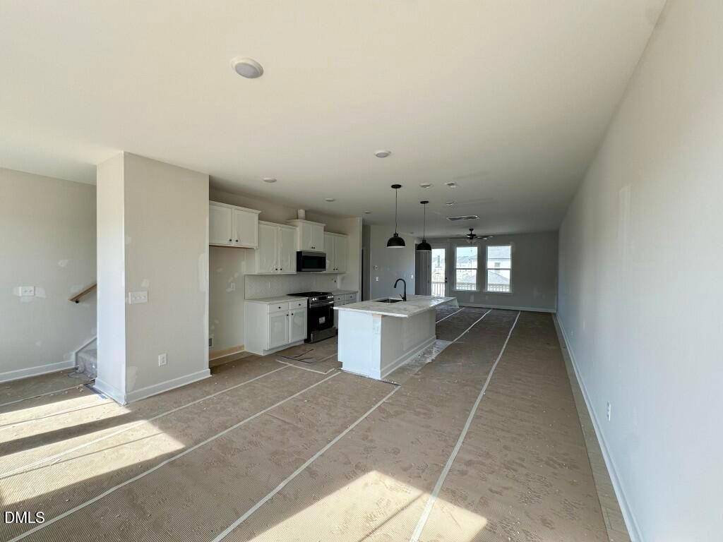 Image 9 of Davidson Homes' New Home at 608 Thatch Lane