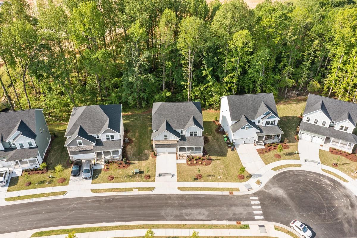Image 40 of Davidson Homes' New Home at 508 Craftsman Ridge Trail