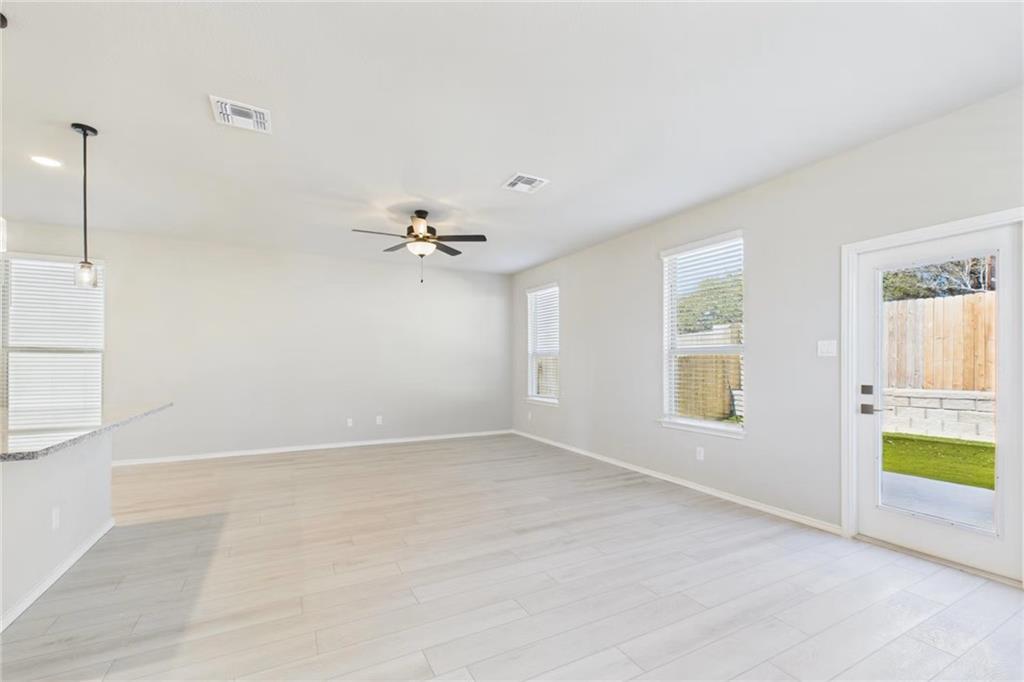 Image 6 of Davidson Homes' New Home at 301 Greene Farm Trail