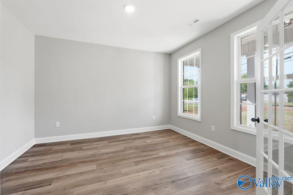 Image 7 of Davidson Homes' New Home at 3103 Upper River Road