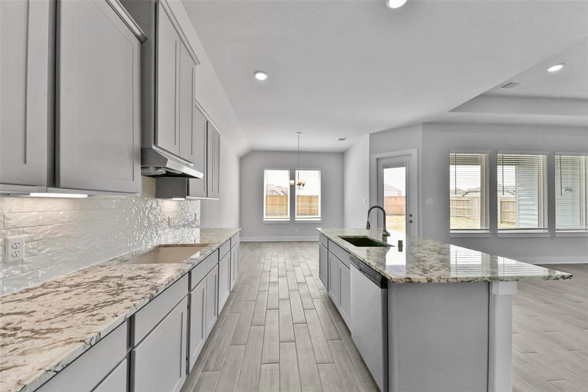 Image 10 of Davidson Homes' New Home at 2523 Seashore Creek Drive