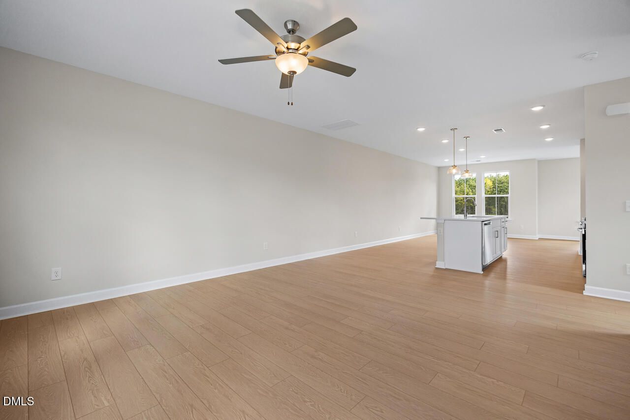 Image 9 of Davidson Homes' New Home at 411 Bahia Drive