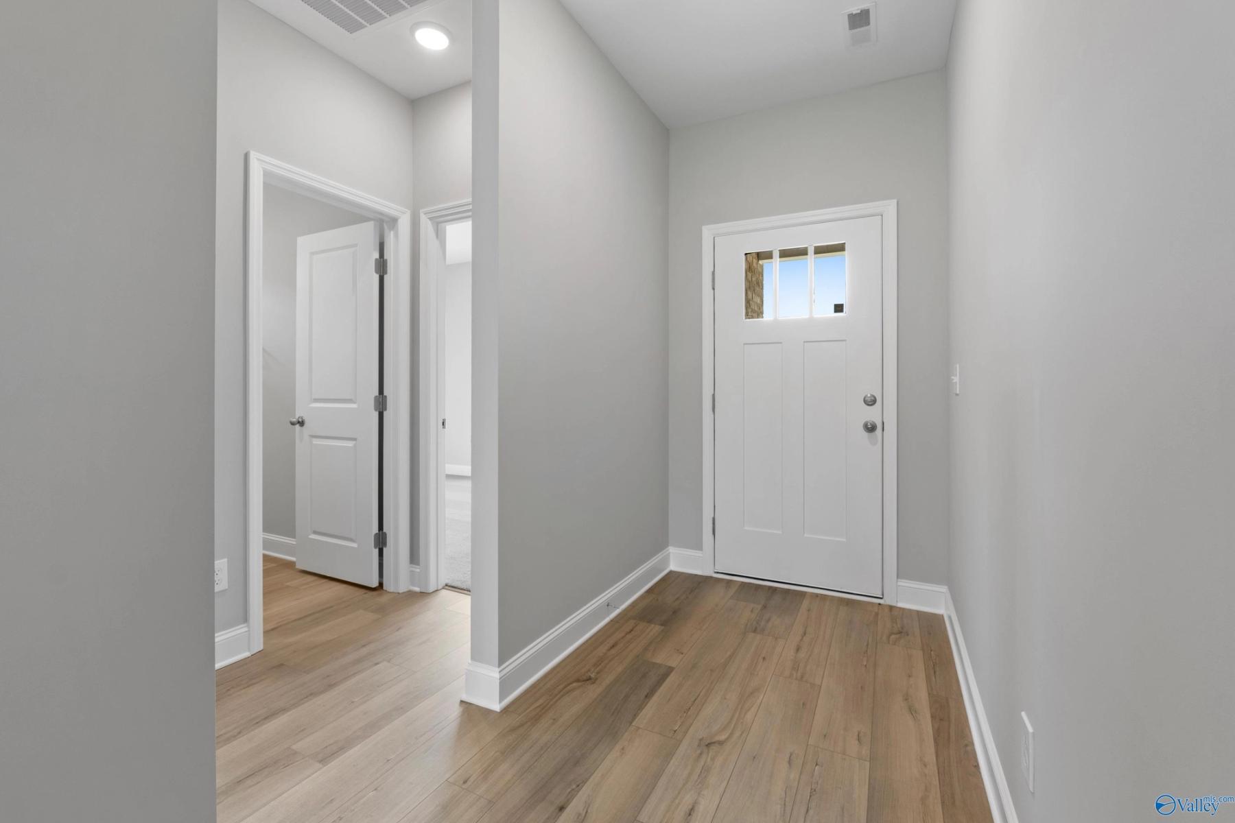 Image 5 of Davidson Homes' New Home at 145 Ivy Vine Drive