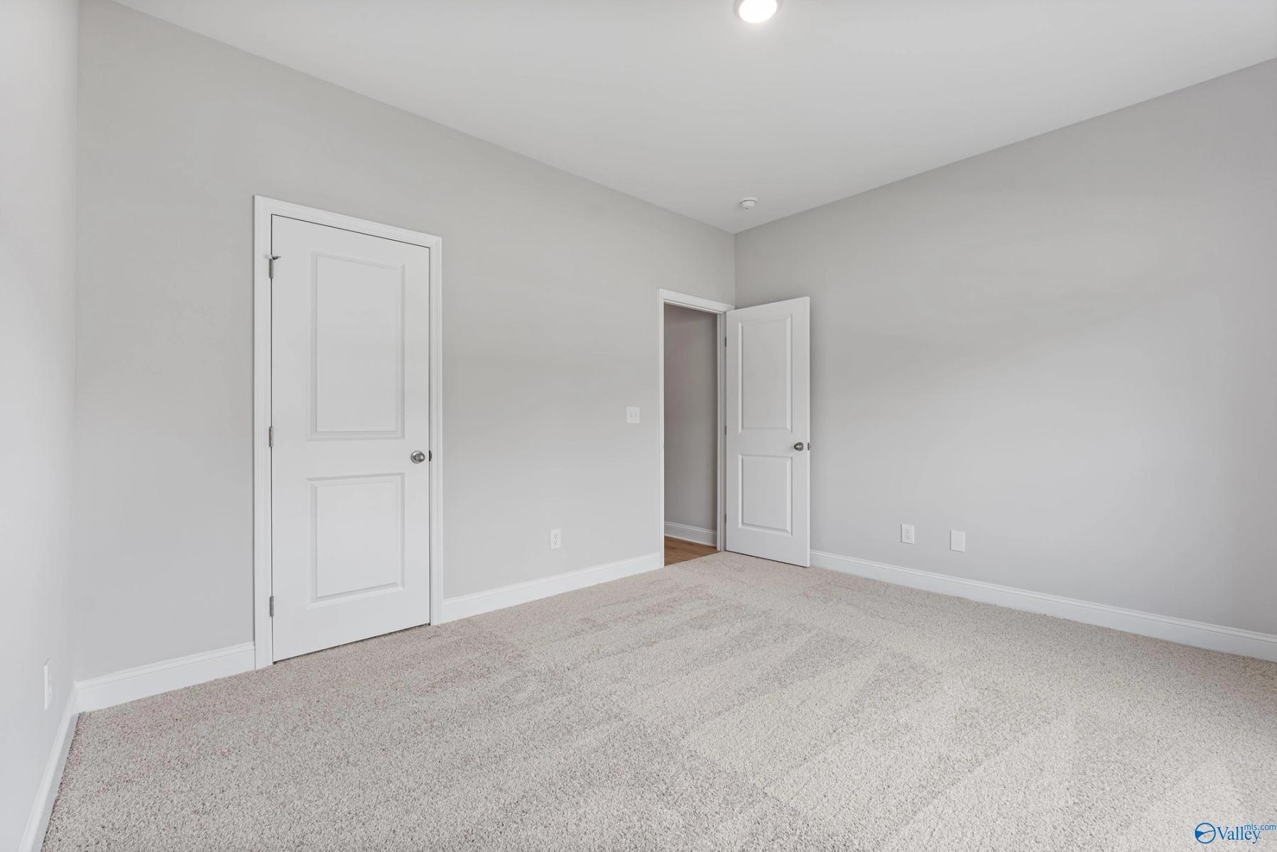 Image 8 of Davidson Homes' New Home at 171 River Pointe Drive