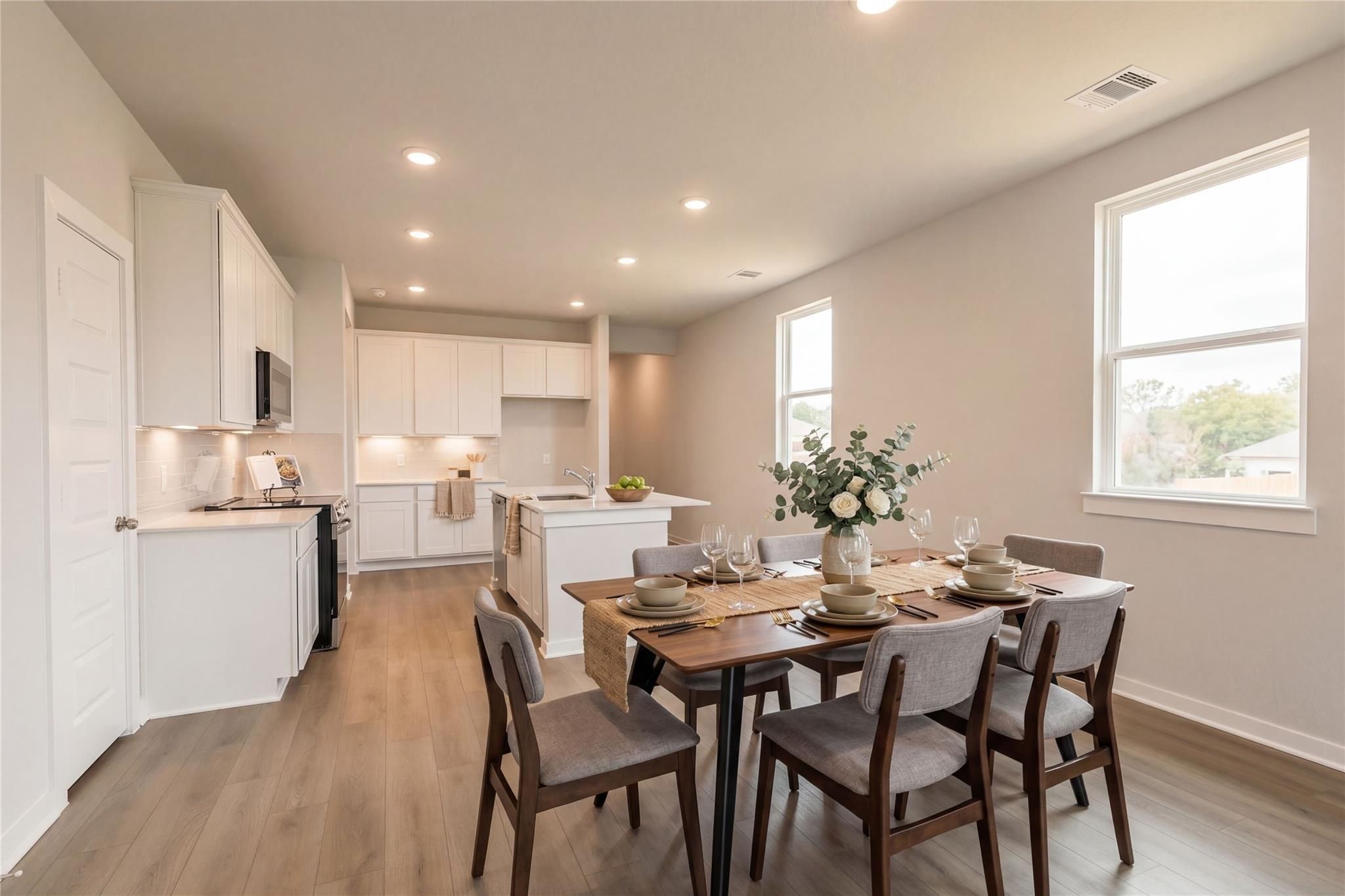 Image 5 of Davidson Homes' New Home at 10938 Independence Road