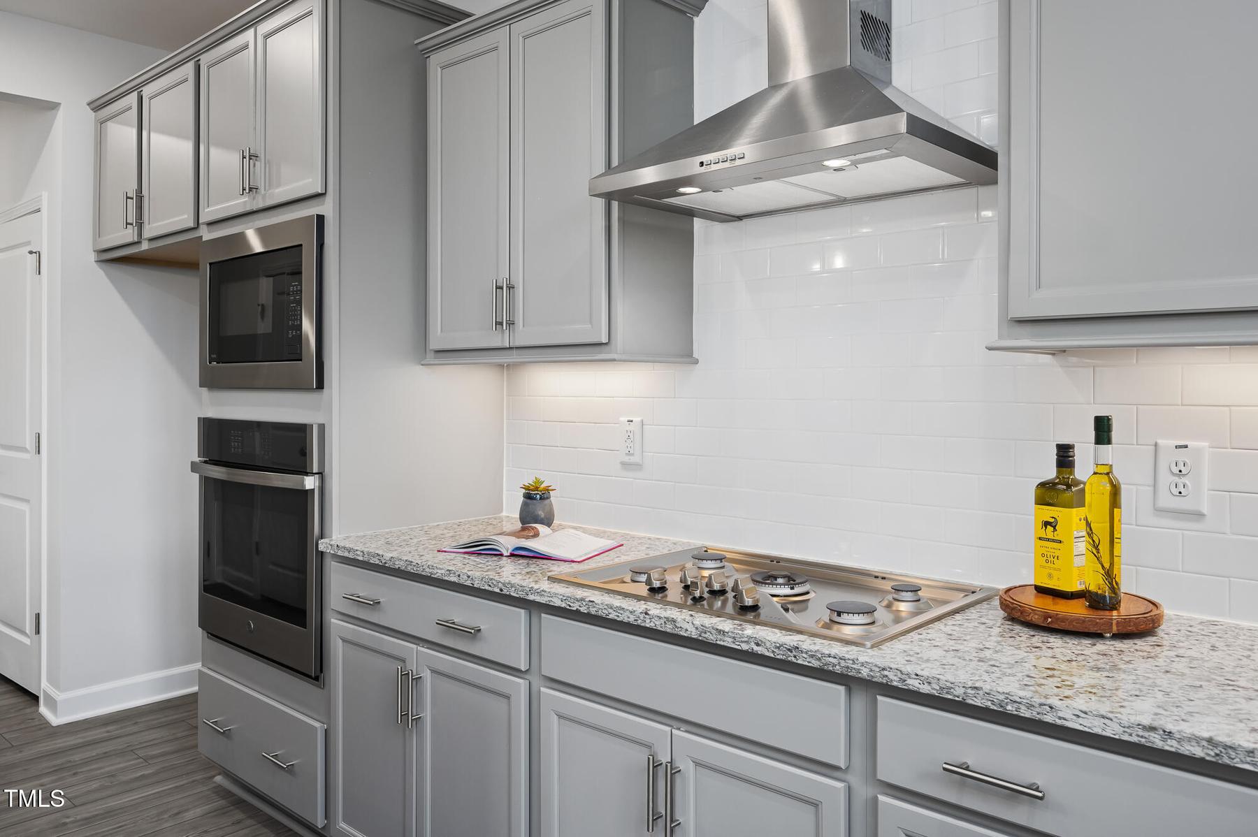Image 13 of Davidson Homes' New Home at 456 Golden Dragonfly Street