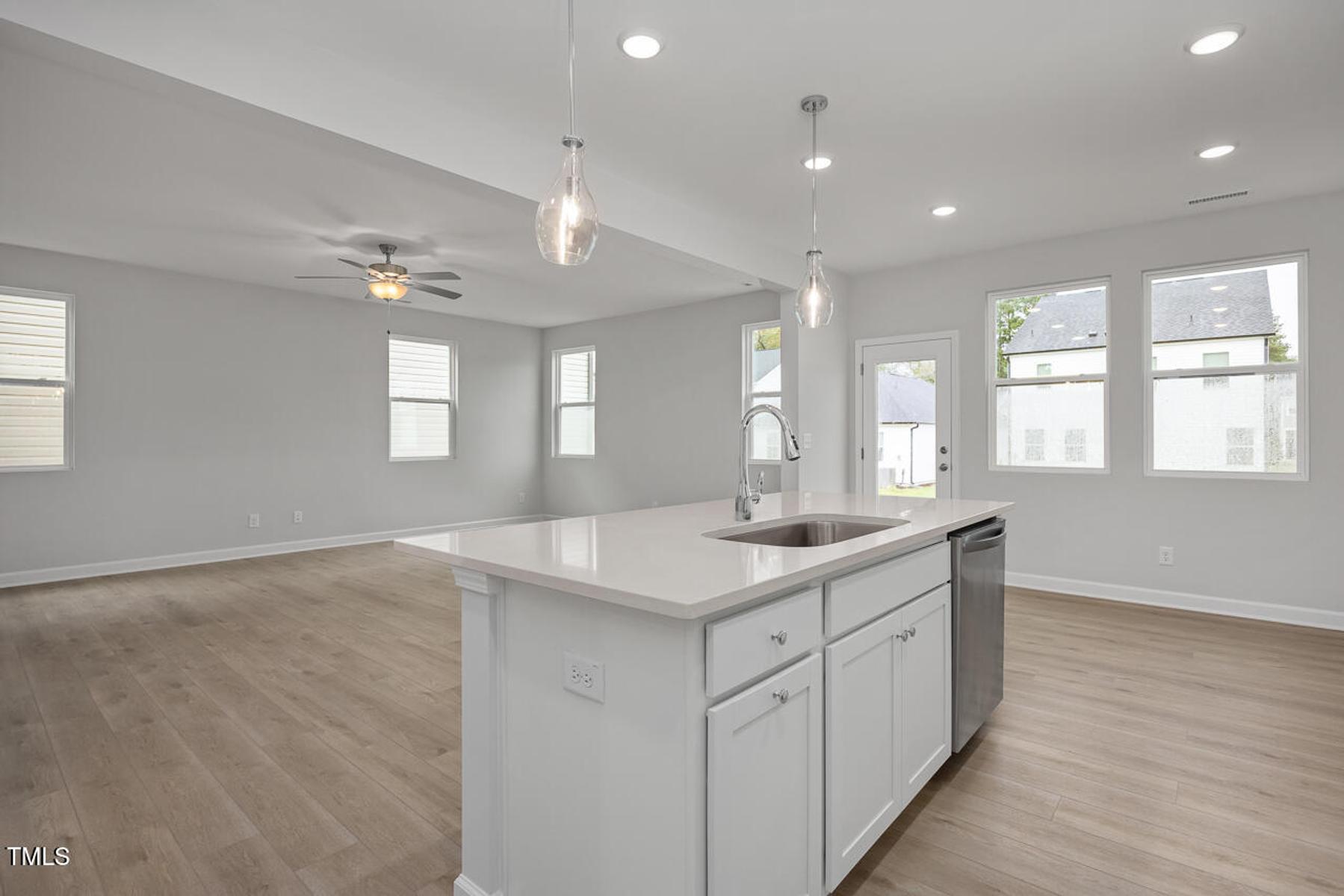 Image 7 of Davidson Homes' New Home at 315 Gregory Village Drive