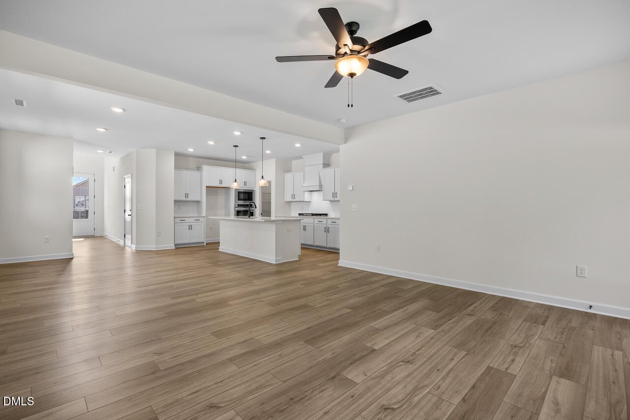 Image 5 of Davidson Homes' New Home at 609 Crescent Wood Trail