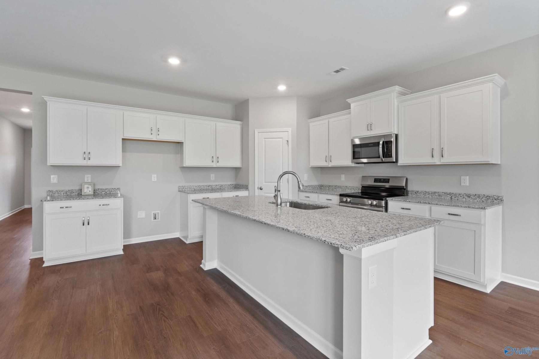 Image 15 of Davidson Homes' New Home at 148 Aurora Circle