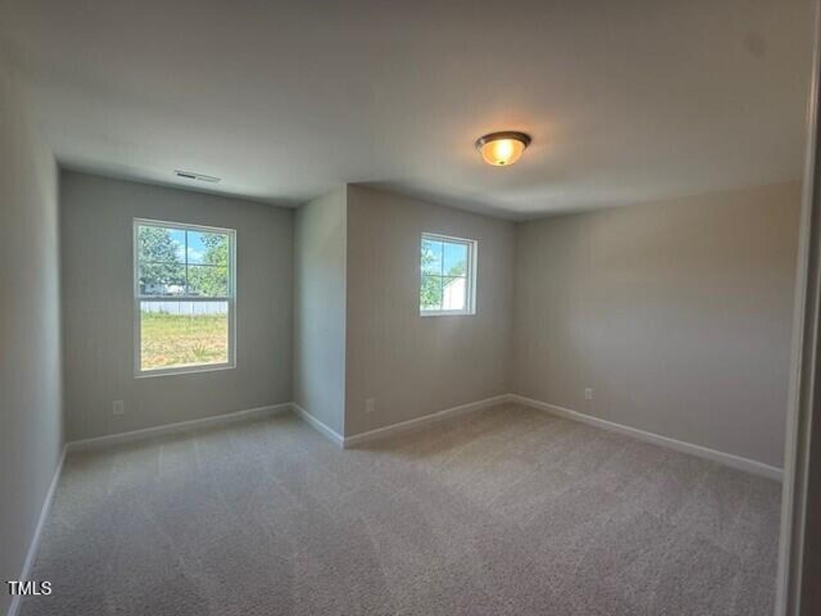 Image 13 of Davidson Homes' New Home at 307 Gregory Village Drive