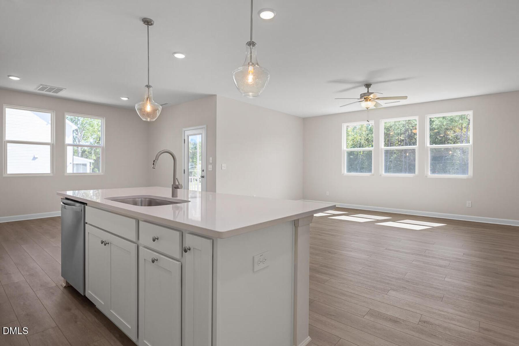 Image 11 of Davidson Homes' New Home at 433 Old Fashioned Way