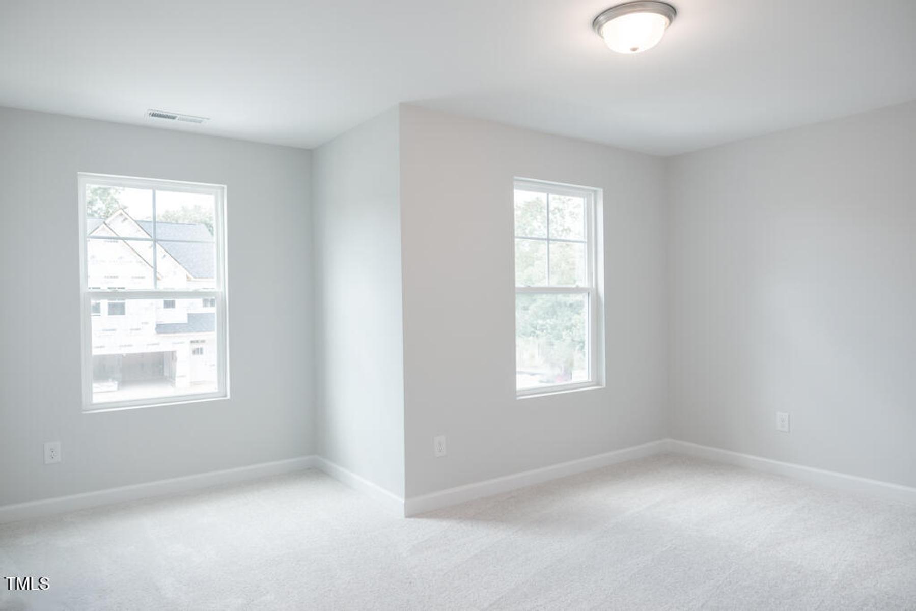 Image 32 of Davidson Homes' New Home at 277 Gregory Village Drive
