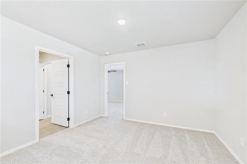 Image 11 of Davidson Homes' New Home at 301 Greene Farm Trail