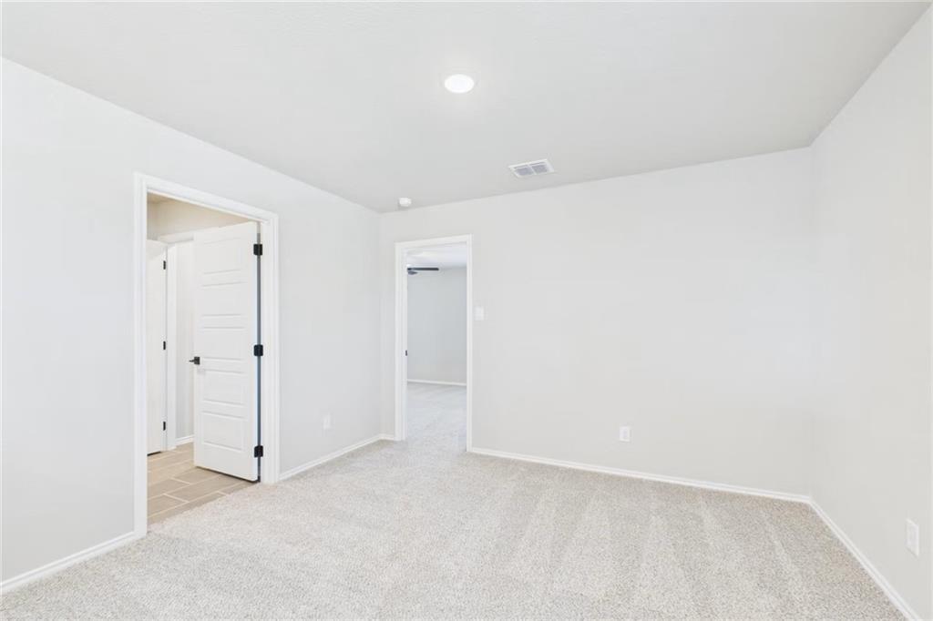 Image 11 of Davidson Homes' New Home at 301 Greene Farm Trail