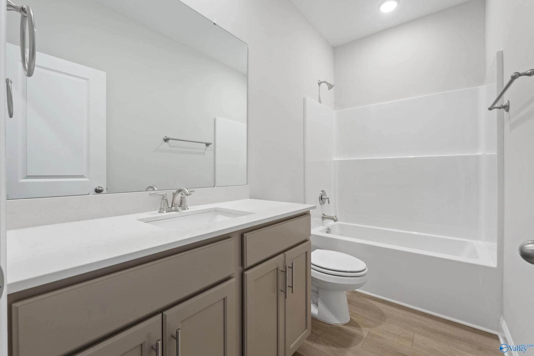 Image 9 of Davidson Homes' New Home at 151 Heritage Lakes Boulevard