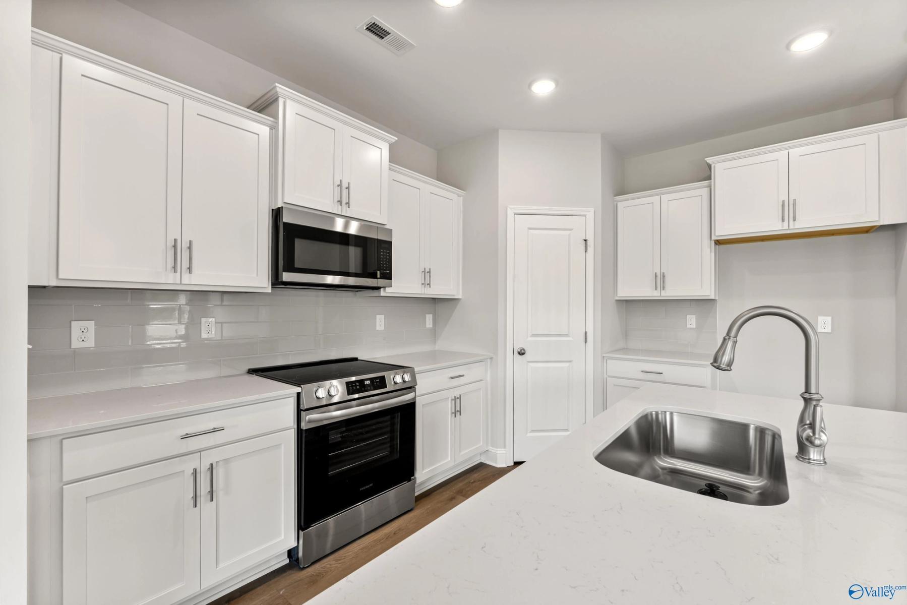 Image 14 of Davidson Homes' New Home at 14115 Nursery Drive