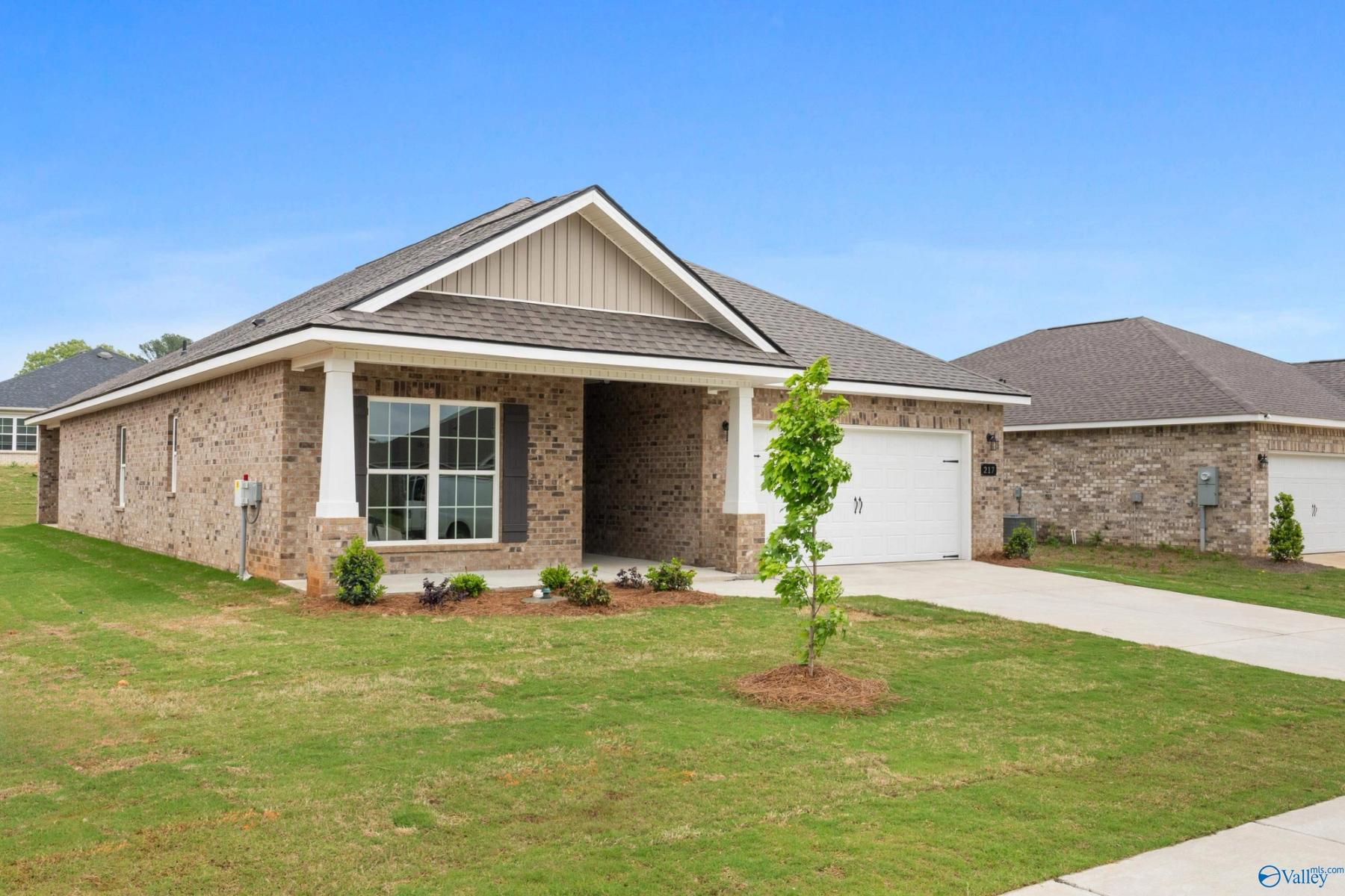 Image 30 of Davidson Homes' New Home at 217 Pine Island Avenue