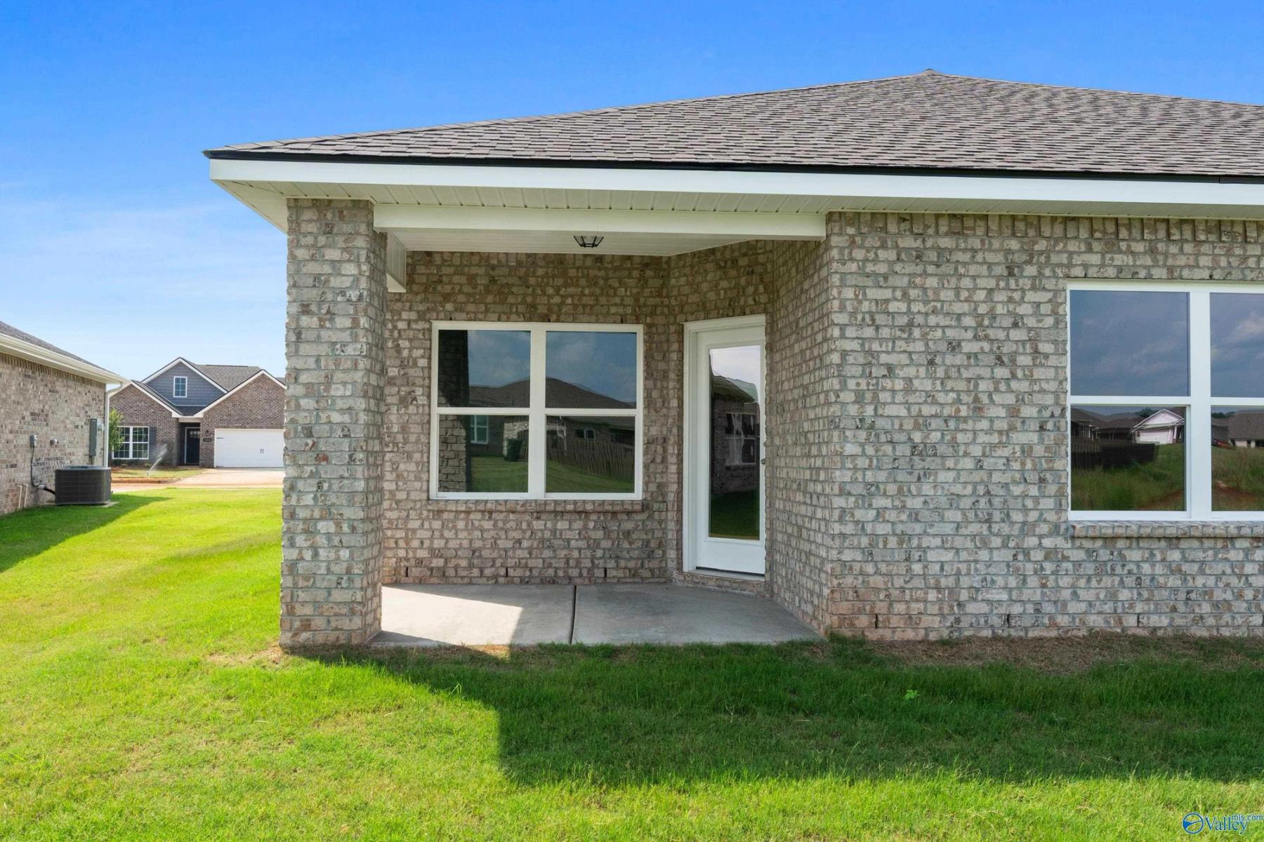 Image 17 of Davidson Homes' New Home at 155 Heritage Lakes Boulevard