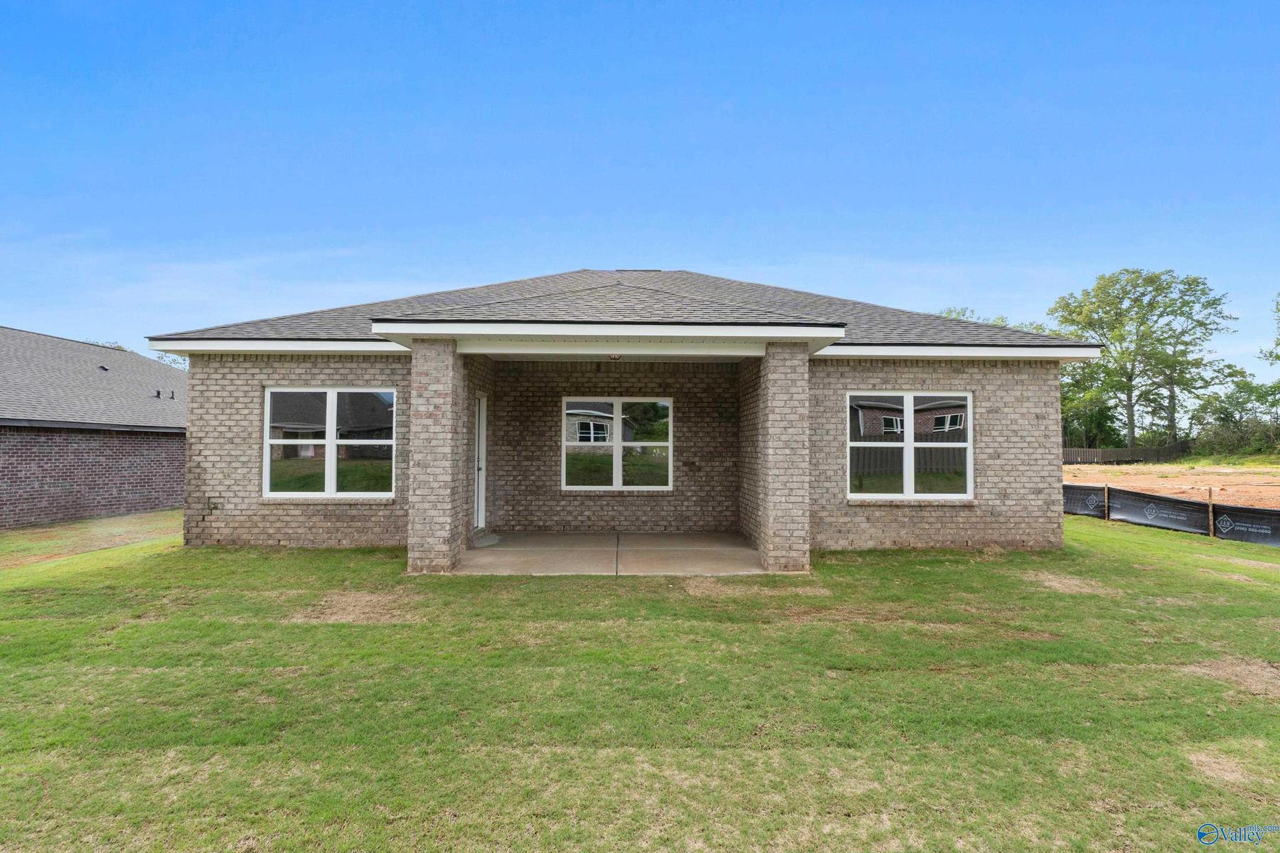 Image 23 of Davidson Homes' New Home at 179 River Pointe Drive