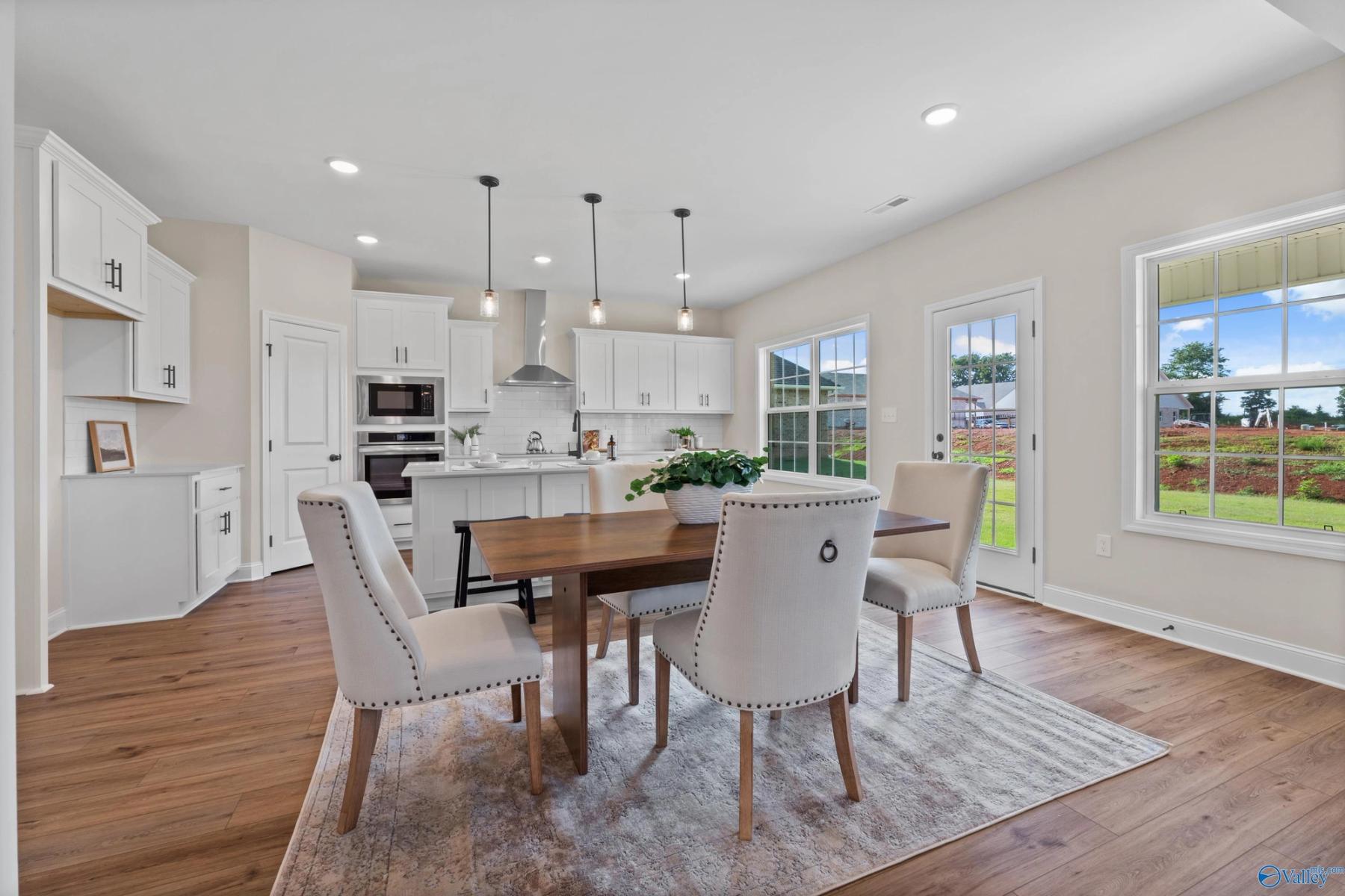 Image 8 of Davidson Homes' New Home at 215 Kendall Farms Boulevard
