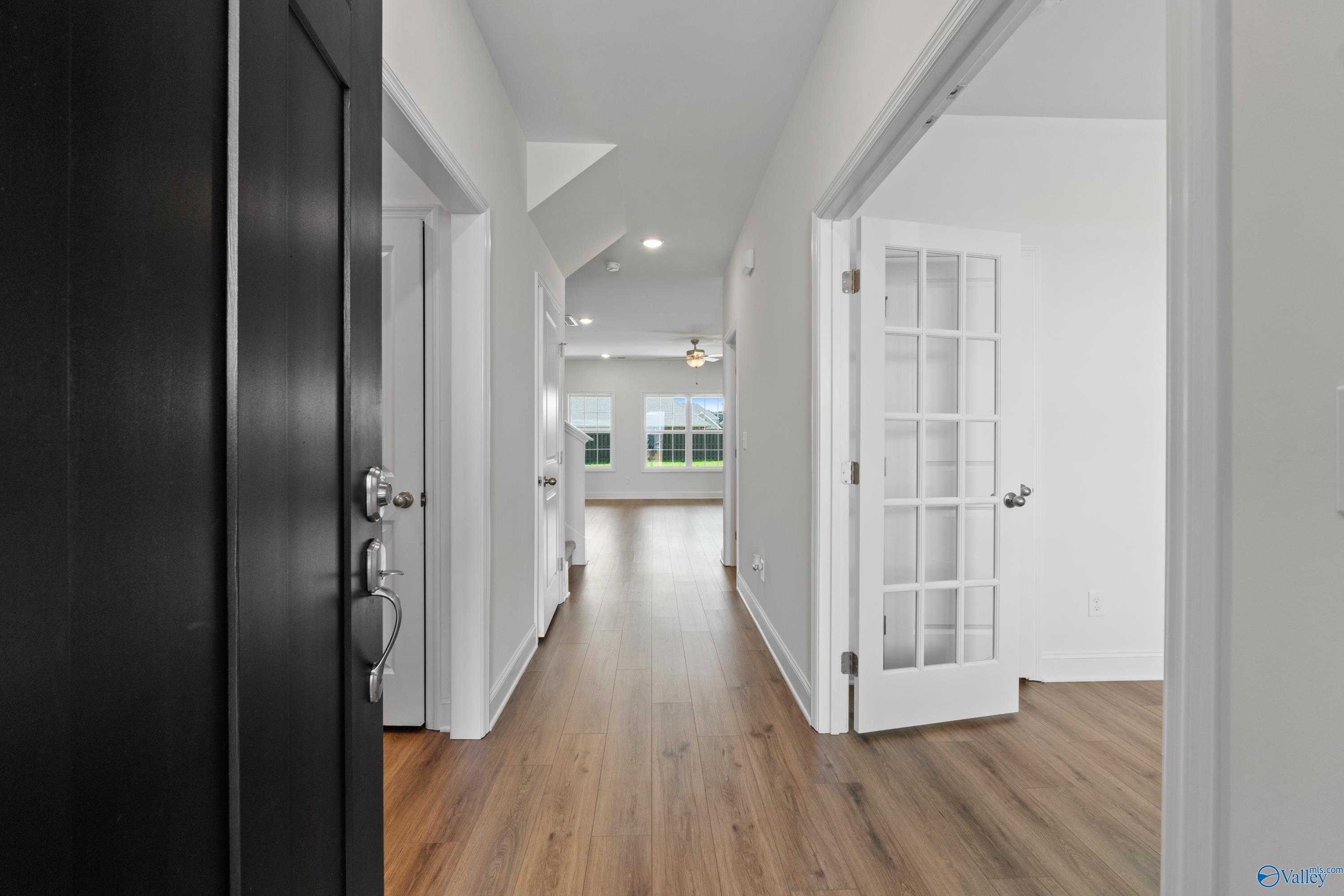 Image 8 of Davidson Homes' New Home at 214 White Horse Way