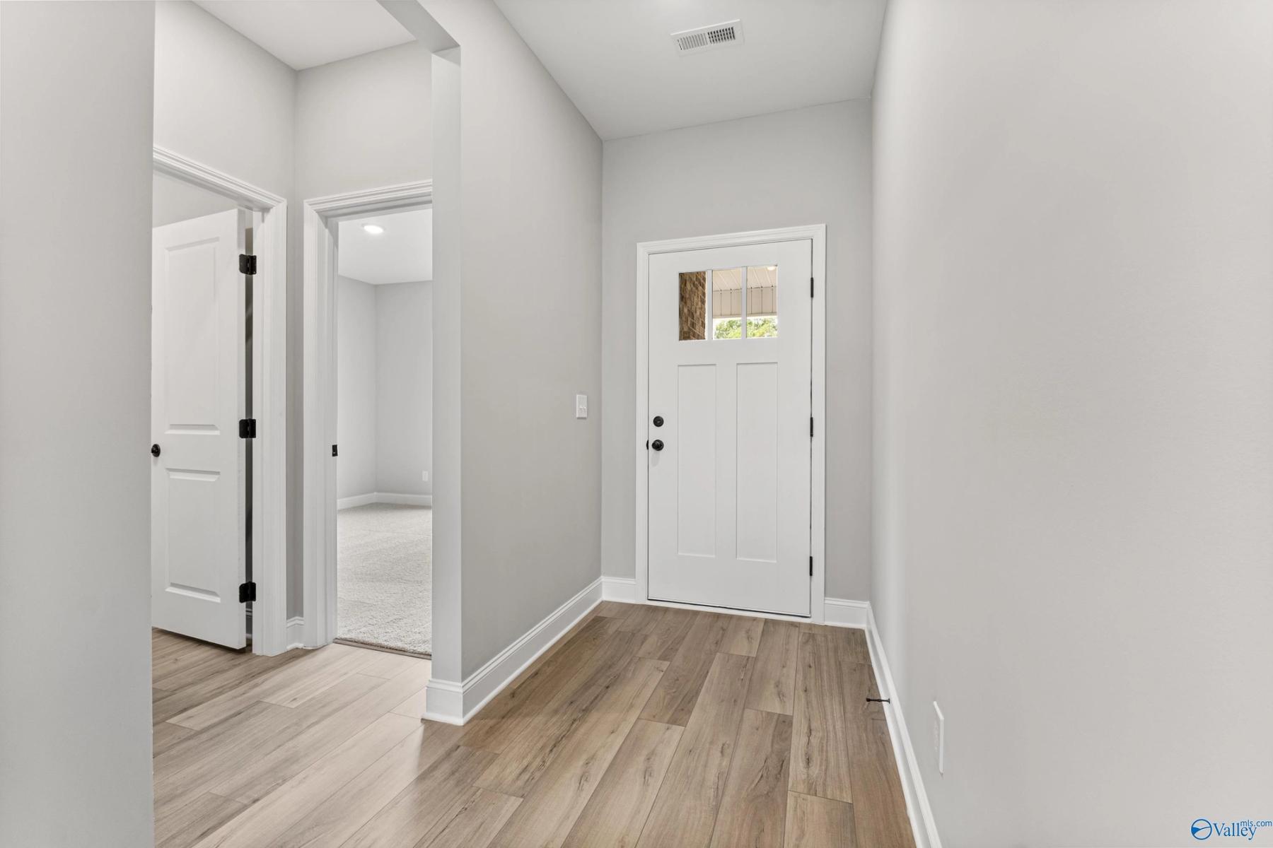 Image 7 of Davidson Homes' New Home at 169 River Pointe Drive