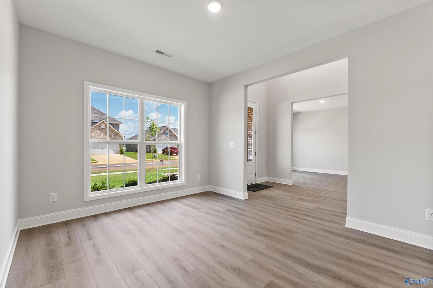 Image 5 of Davidson Homes' New Home at 226 White Horse Way