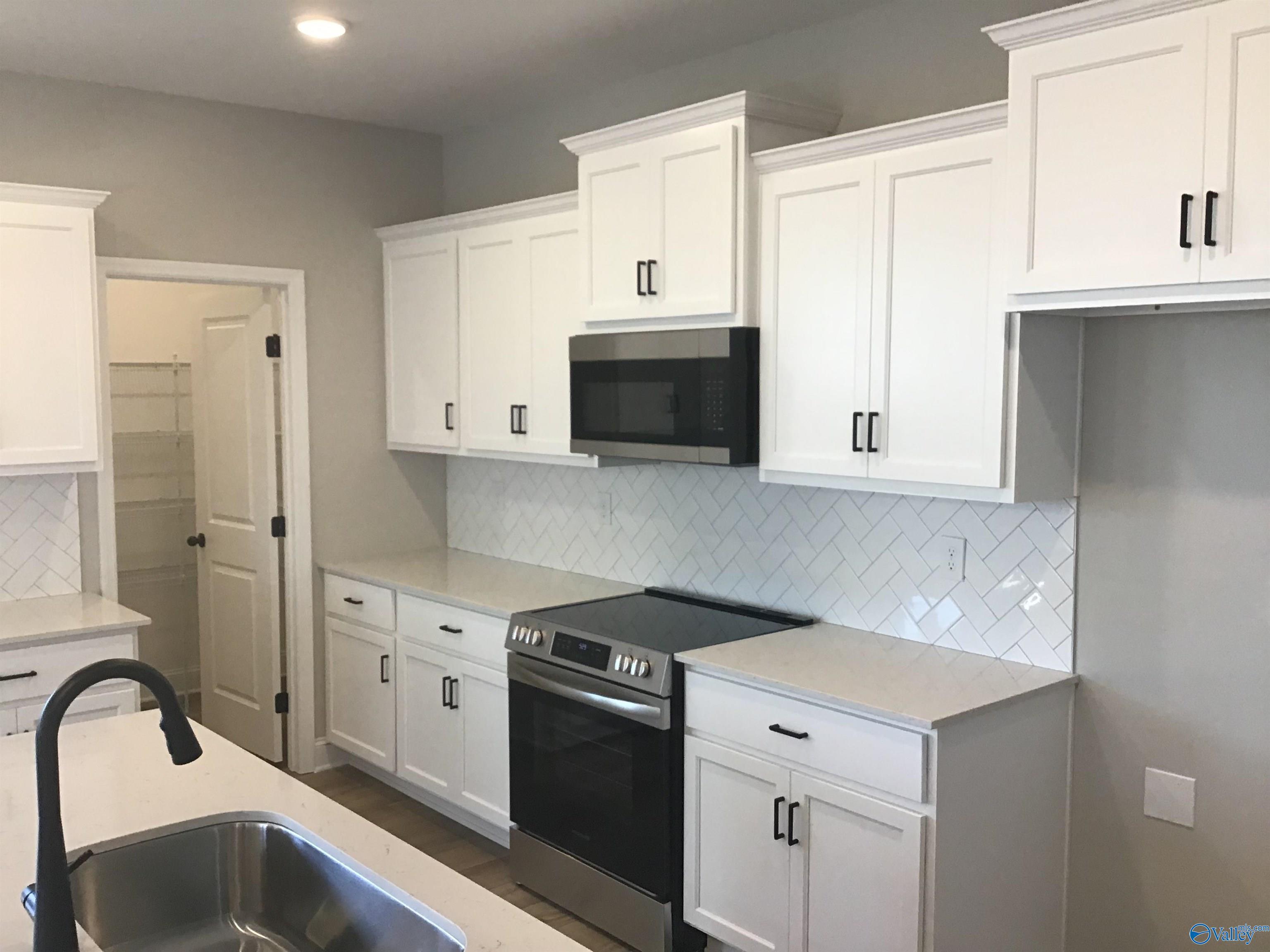 Image 4 of Davidson Homes' New Home at 2022 Raspberry Lane