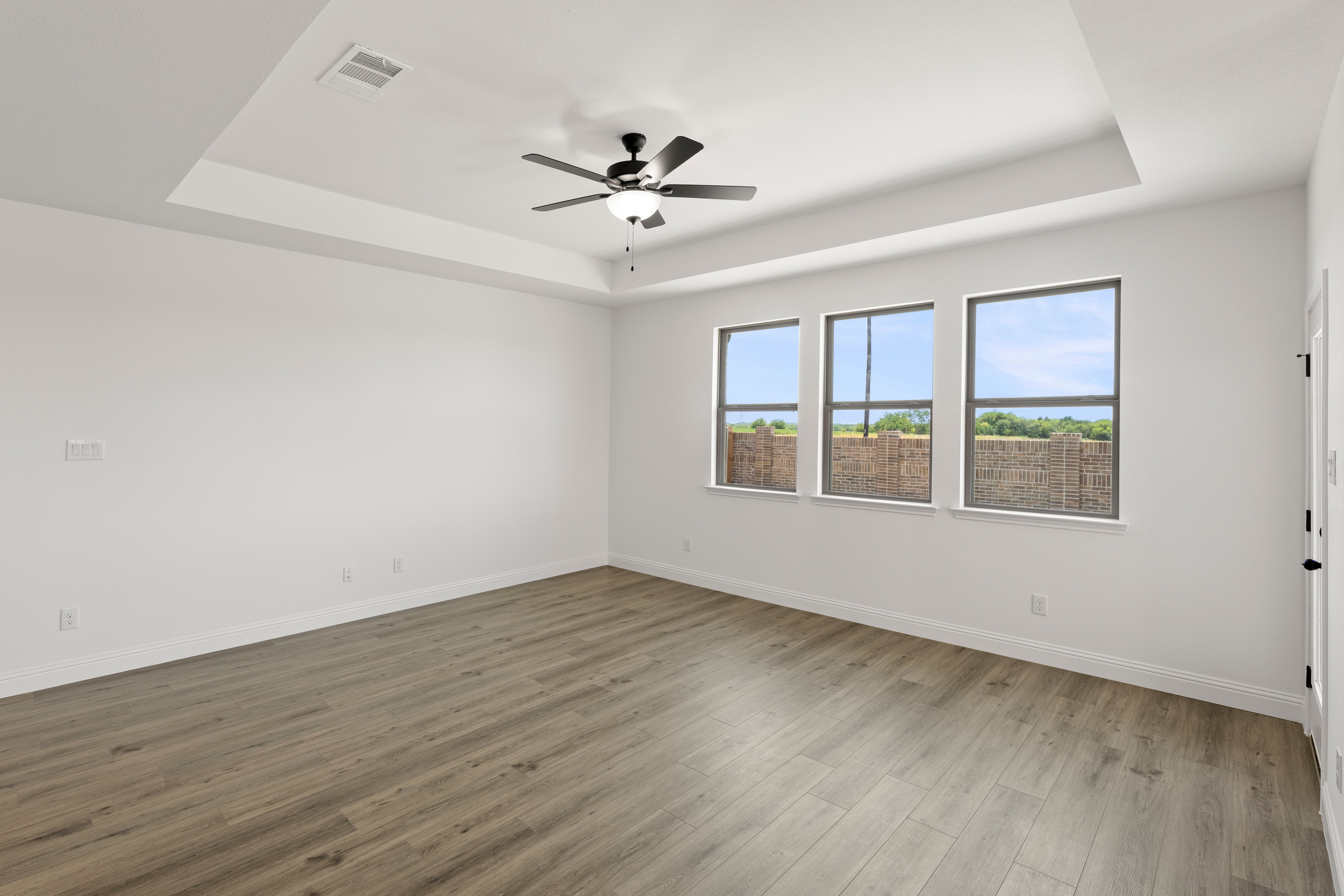 Image 16 of Davidson Homes' New Home at 6311 DeLaCroix Dr