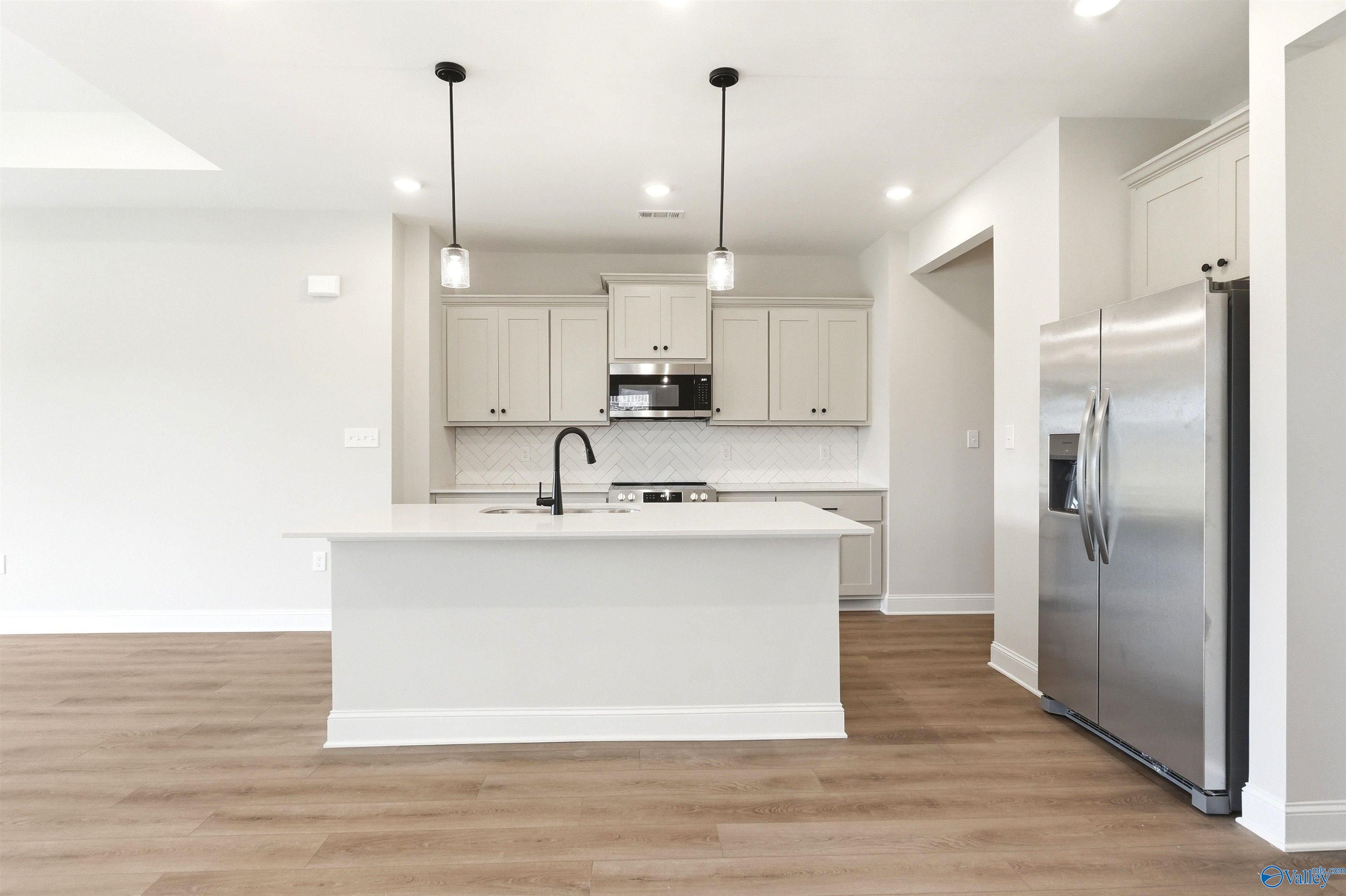 Image 4 of Davidson Homes' New Home at 160 Aurora Circle