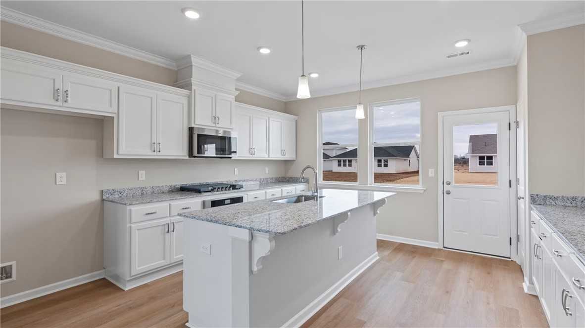 Image 6 of Davidson Homes' New Home at 339 LEE ROAD 2232