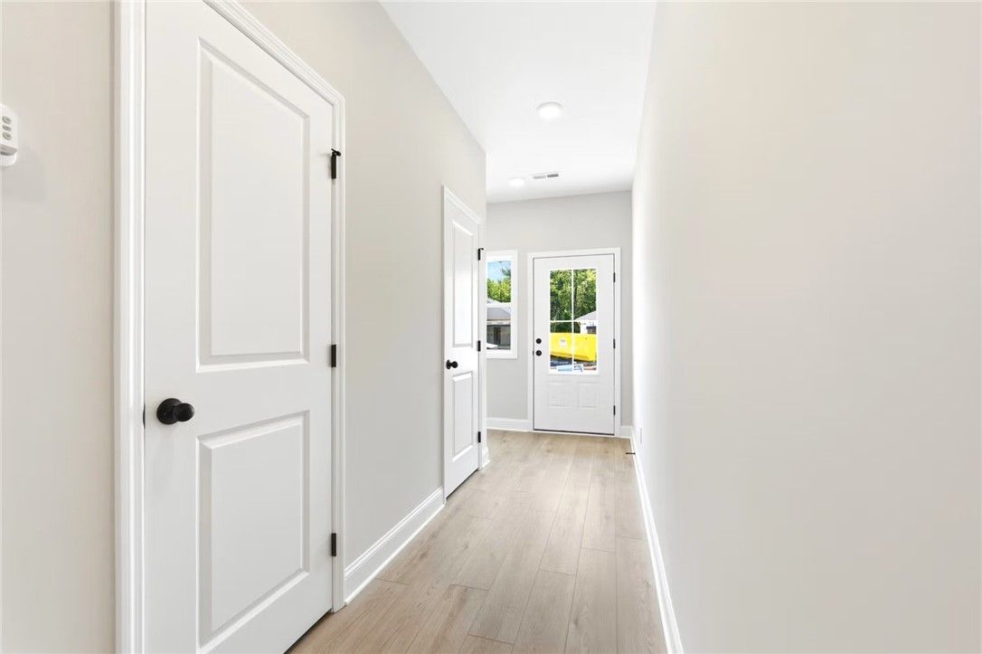 Image 6 of Davidson Homes' New Home at 106 CHIPPER Court