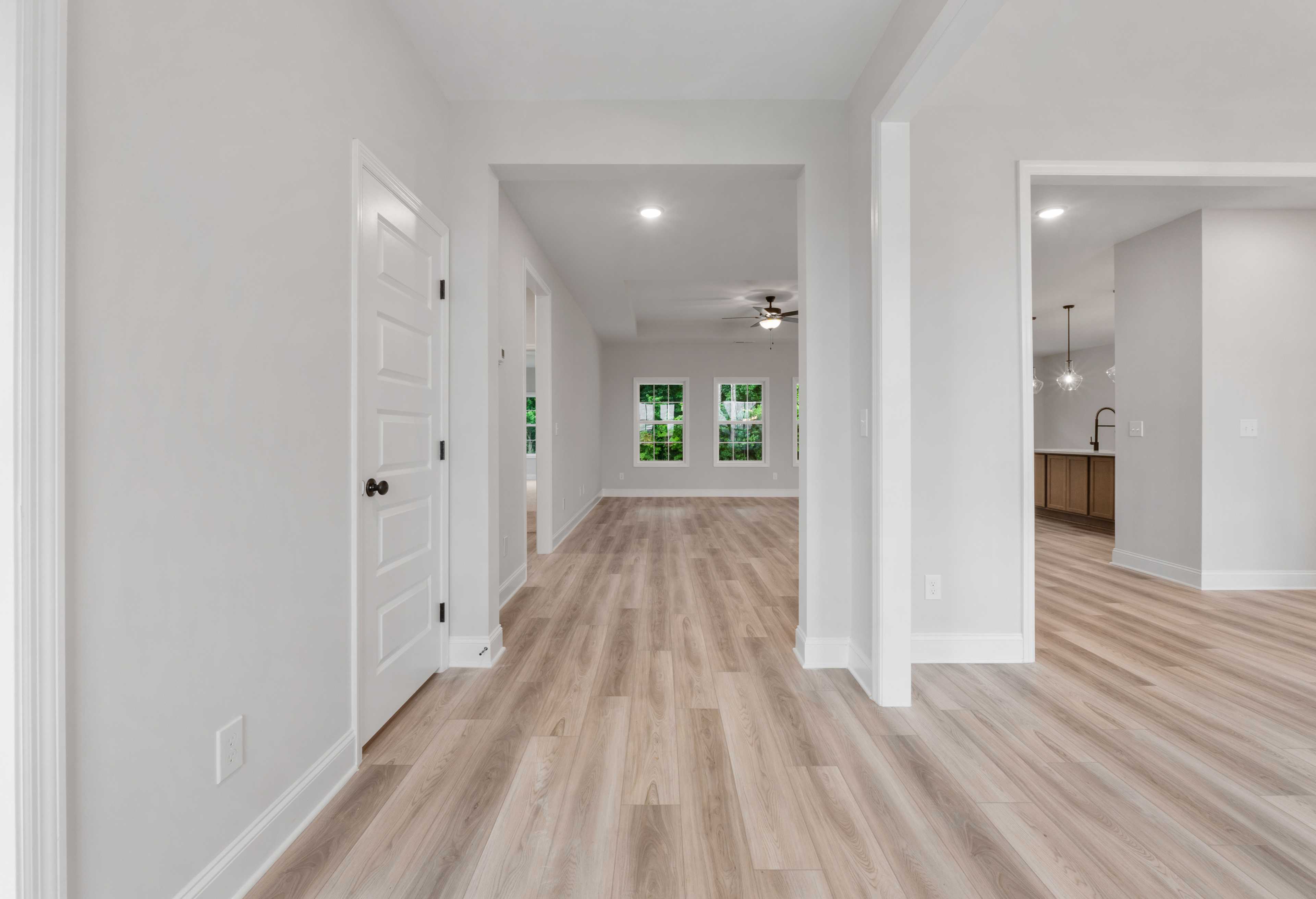 Image 4 of Davidson Homes' The Oxford Floor Plan