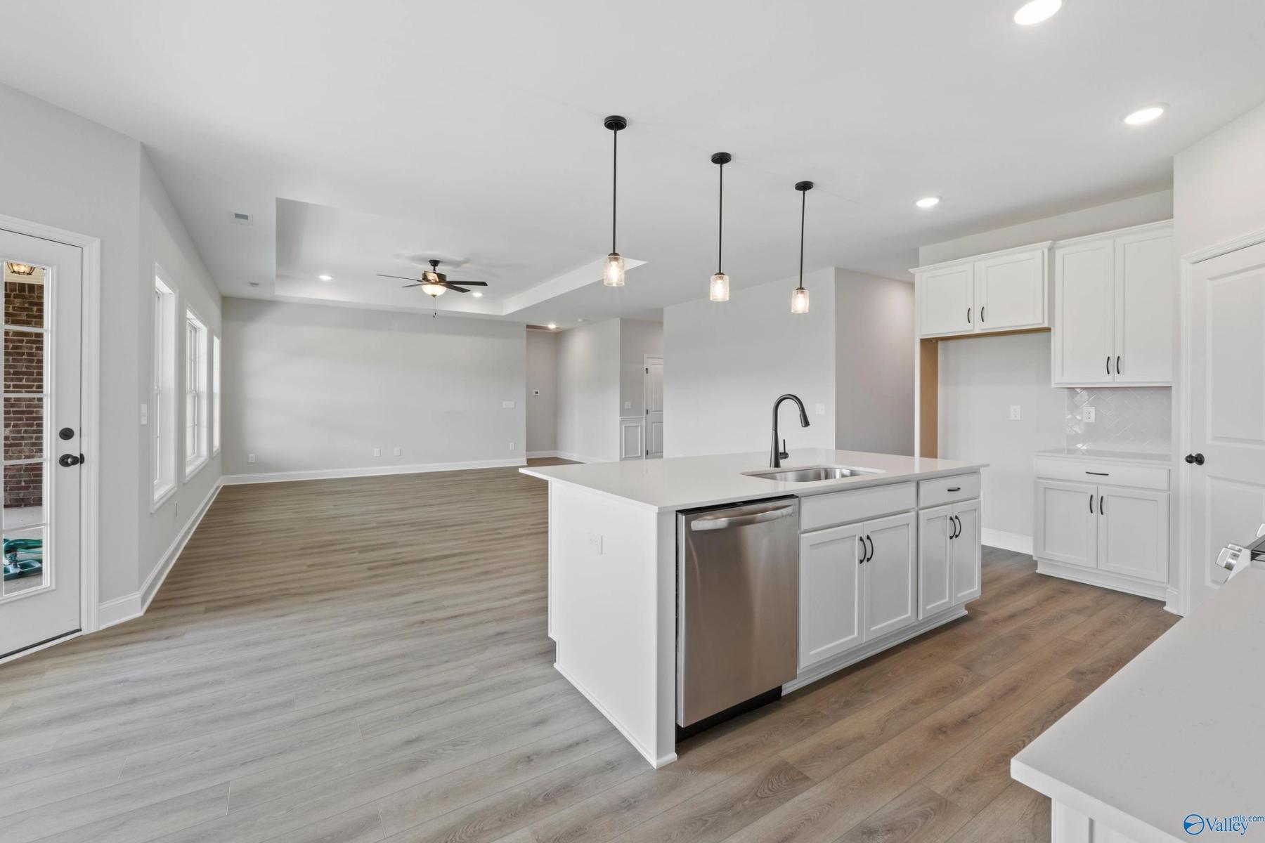 Image 10 of Davidson Homes' New Home at 236 White Horse Way