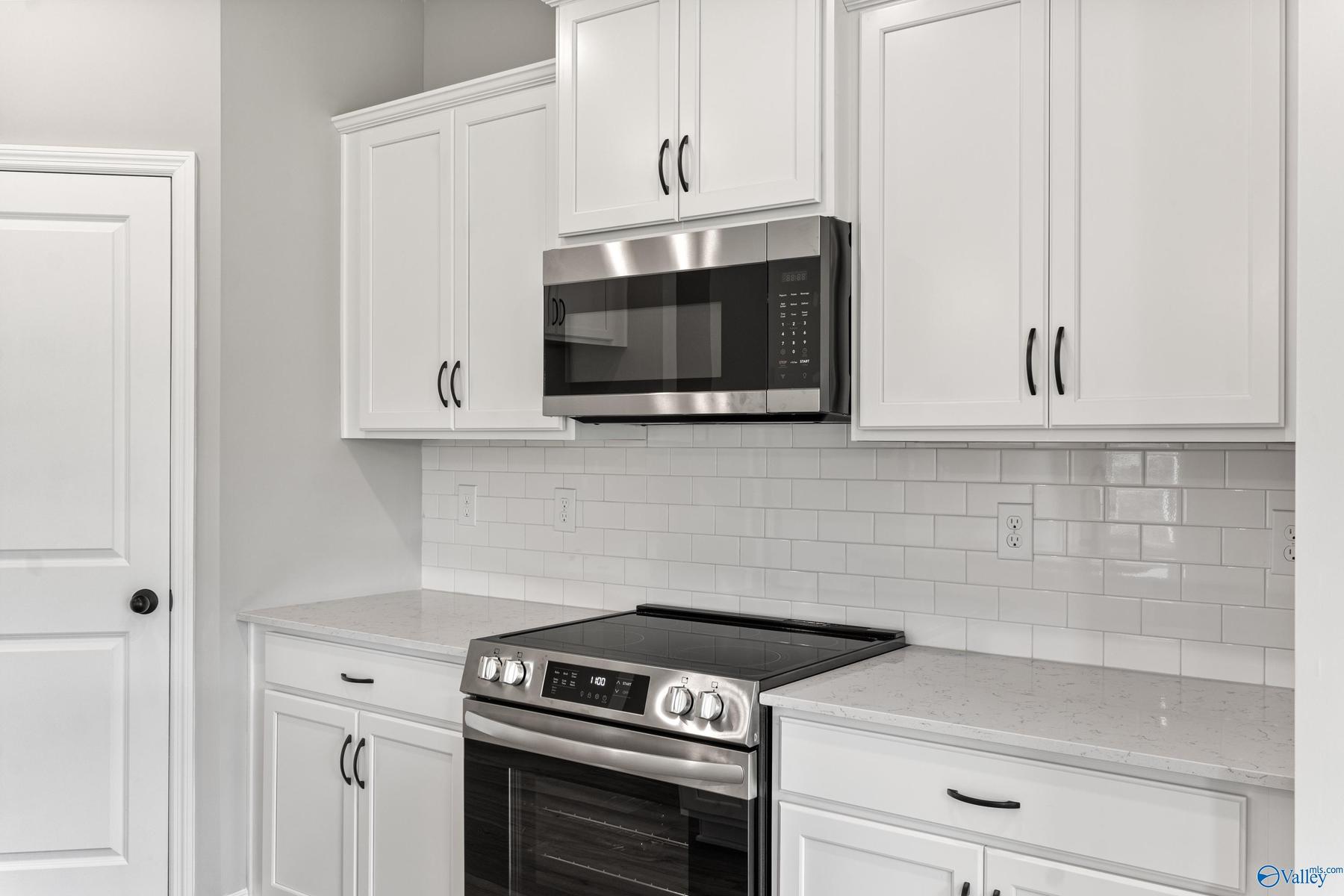Image 8 of Davidson Homes' New Home at 169 River Pointe Drive
