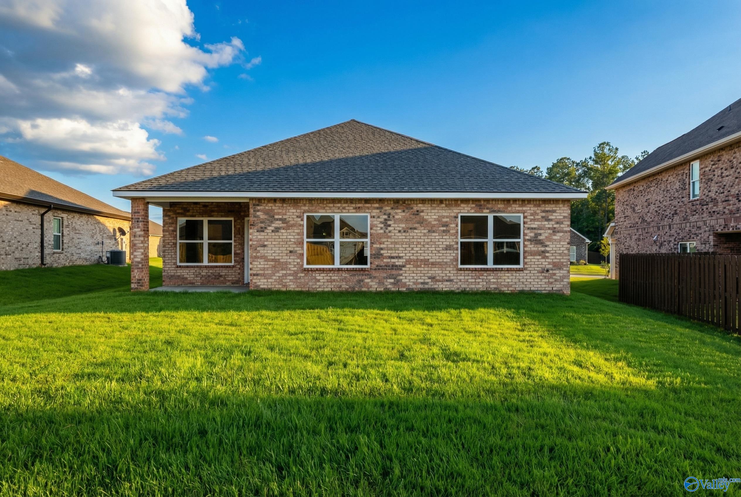 Image 17 of Davidson Homes' New Home at 16375 Blue Water Way