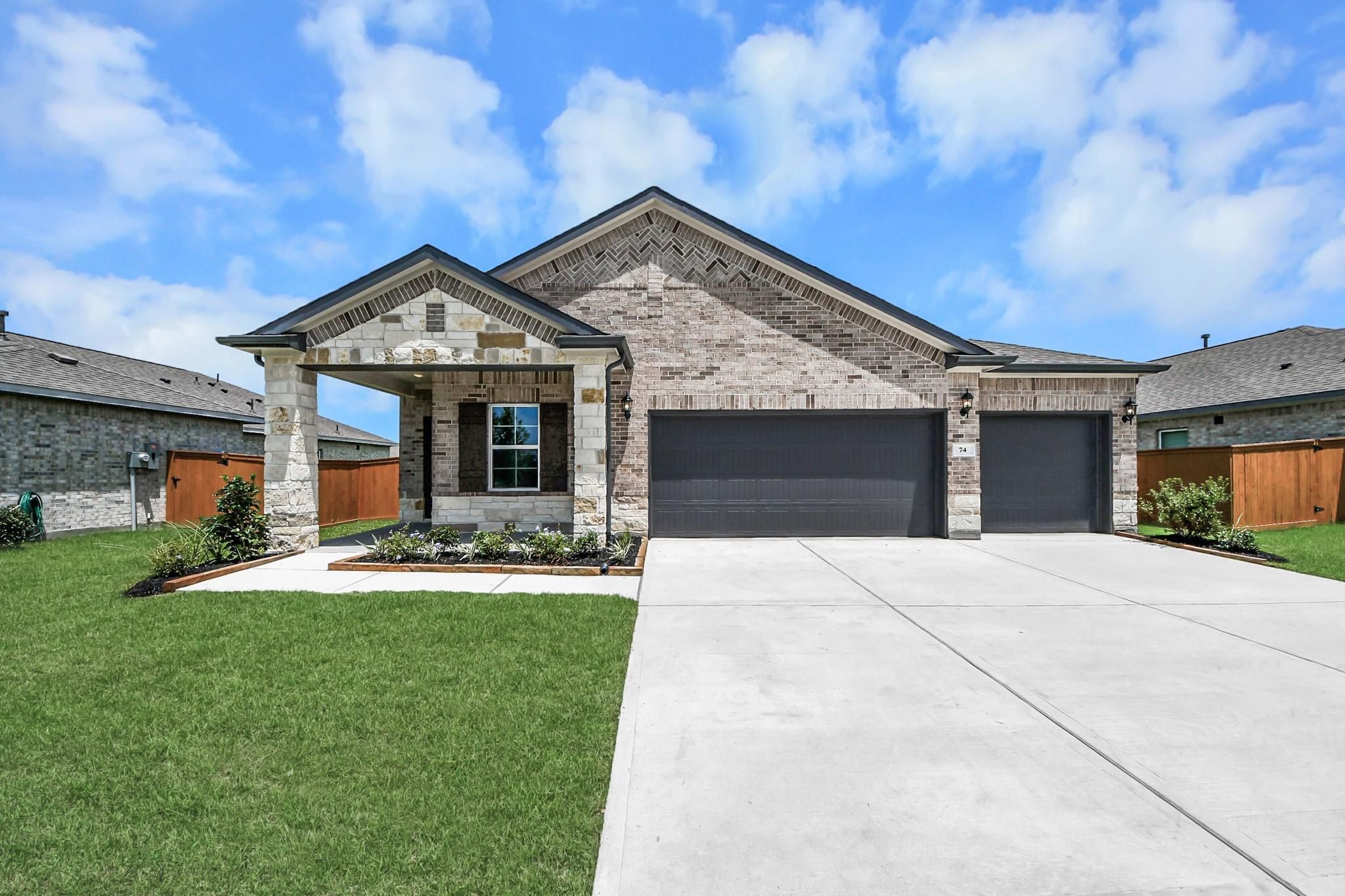 Exterior view of Davidson Homes' New Home at 74 Leon Way
