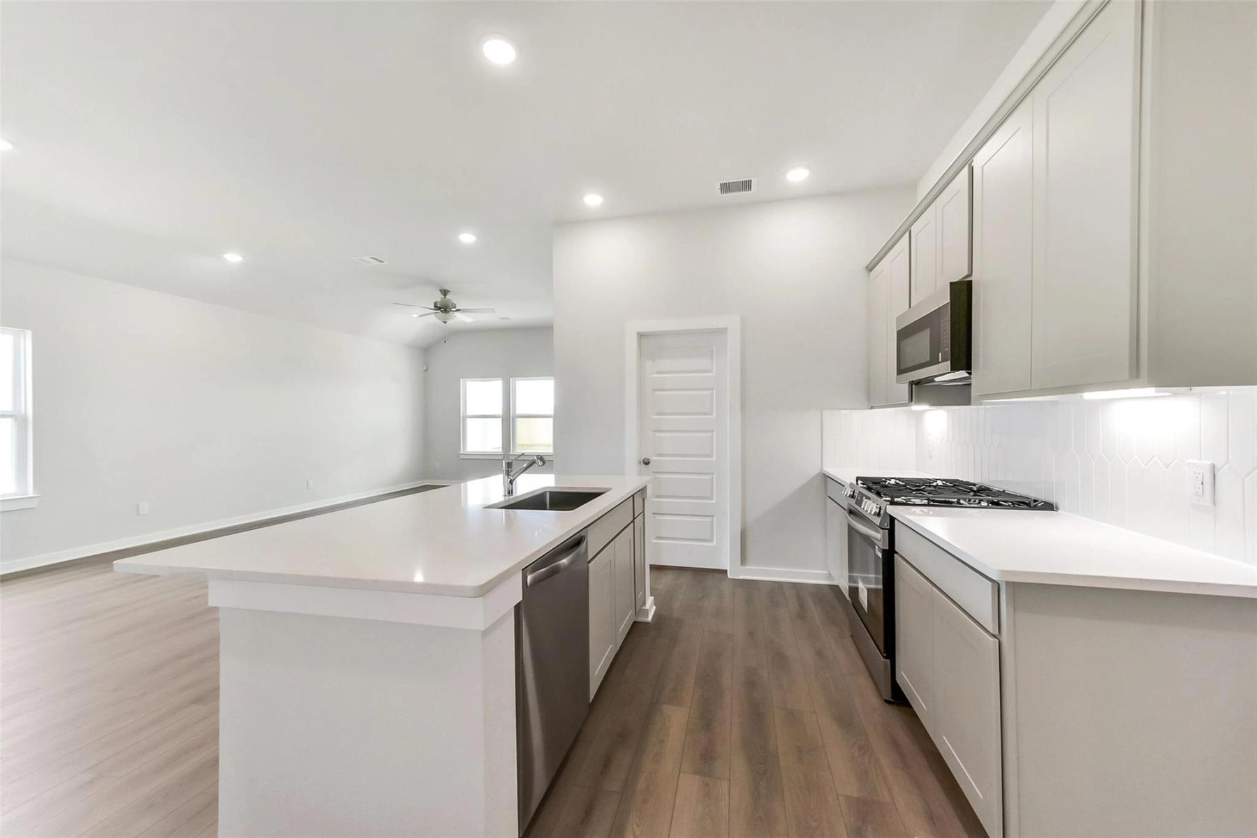 Image 12 of Davidson Homes' New Home at 66 Leon Way