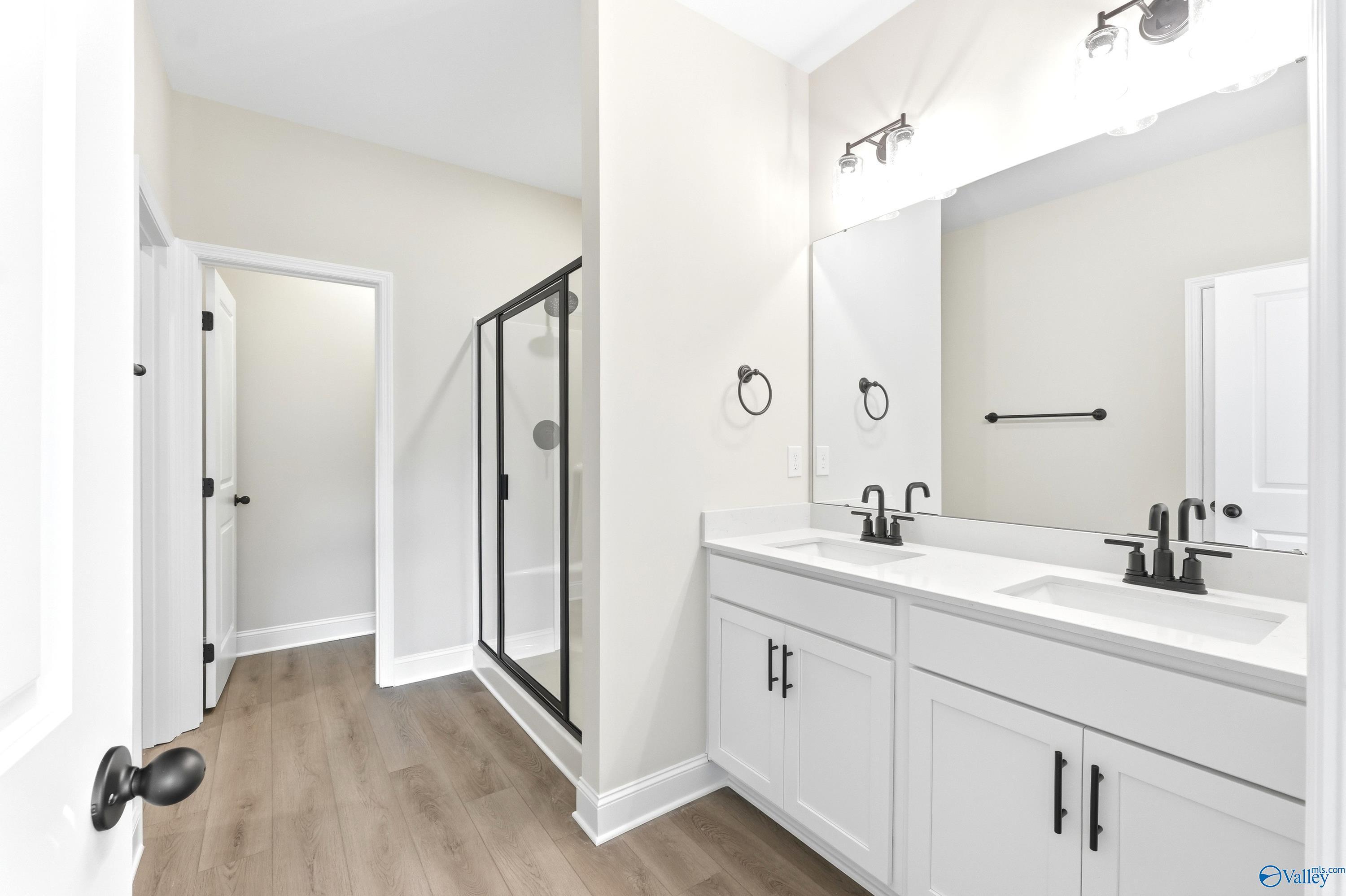 Image 4 of Davidson Homes' New Home at 103 River Pointe Drive