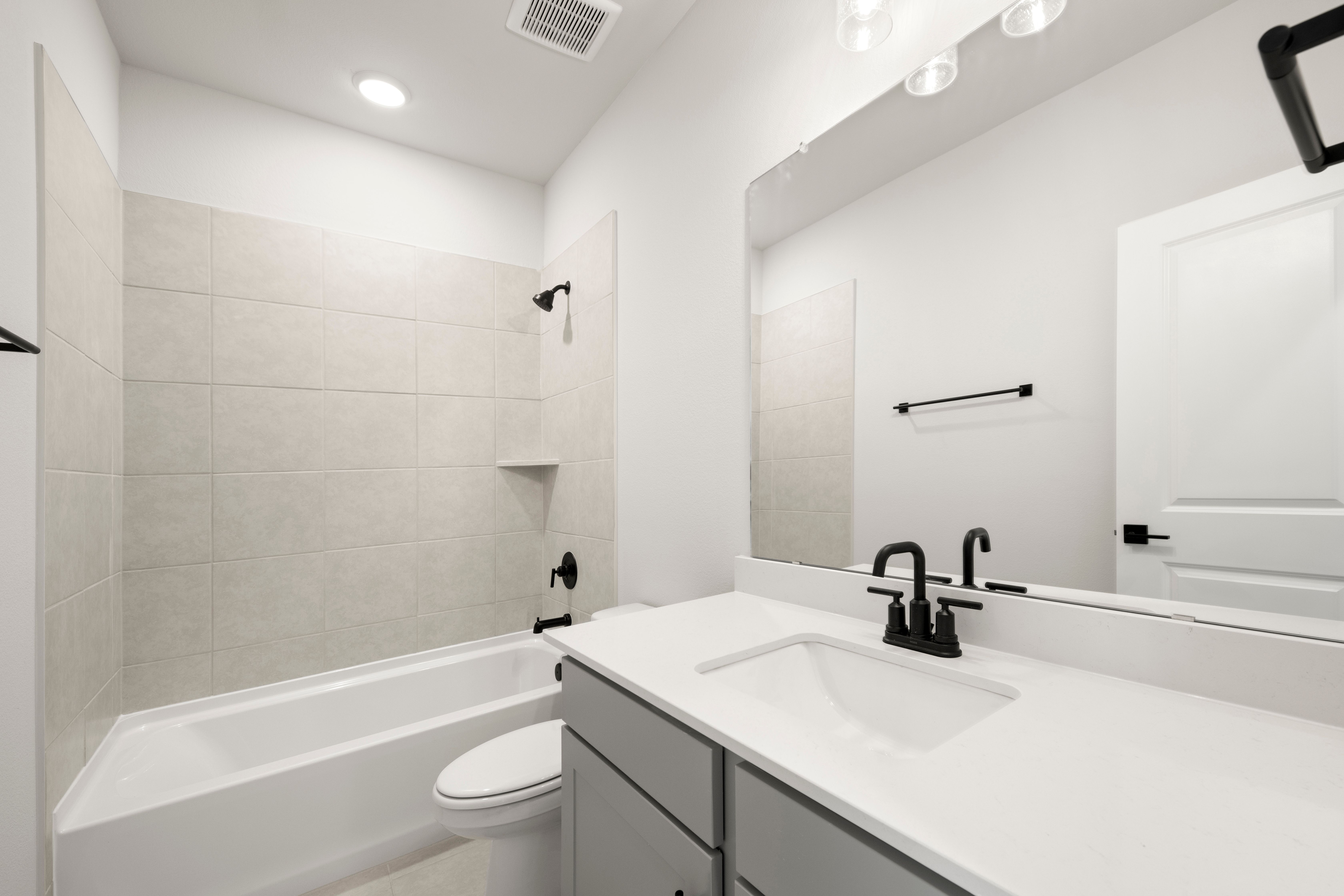 Image 5 of Davidson Homes' New Home at 218 Briarwood Drive